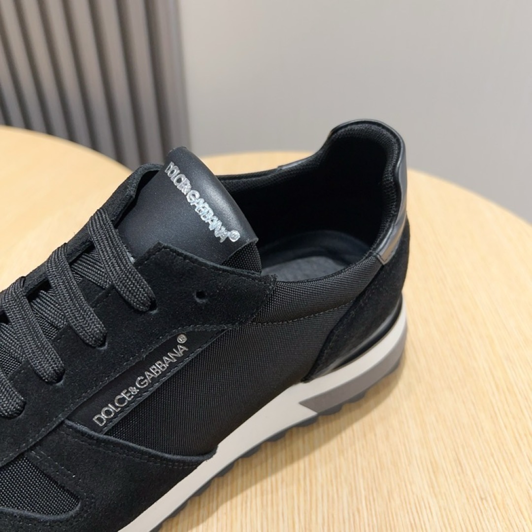 Dolce & Gabbana Men's Black Leather and Suede Fashion Sneakers 7 cmp i1744372094494 7168 0 5