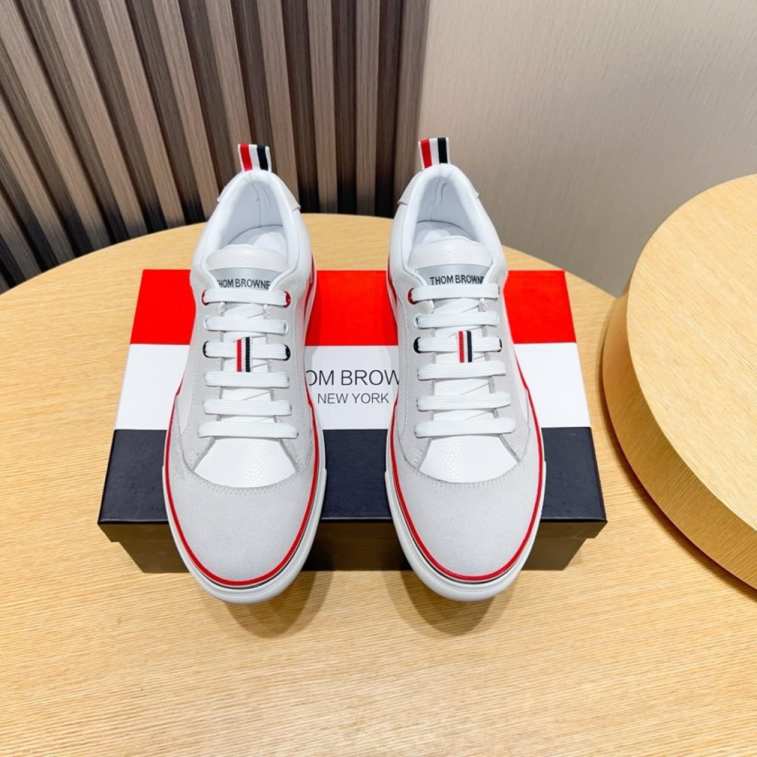 Thom Browne White Leather Sneakers with Signature Stripe Detail 4 cmp i1744652639874 4544 0 2