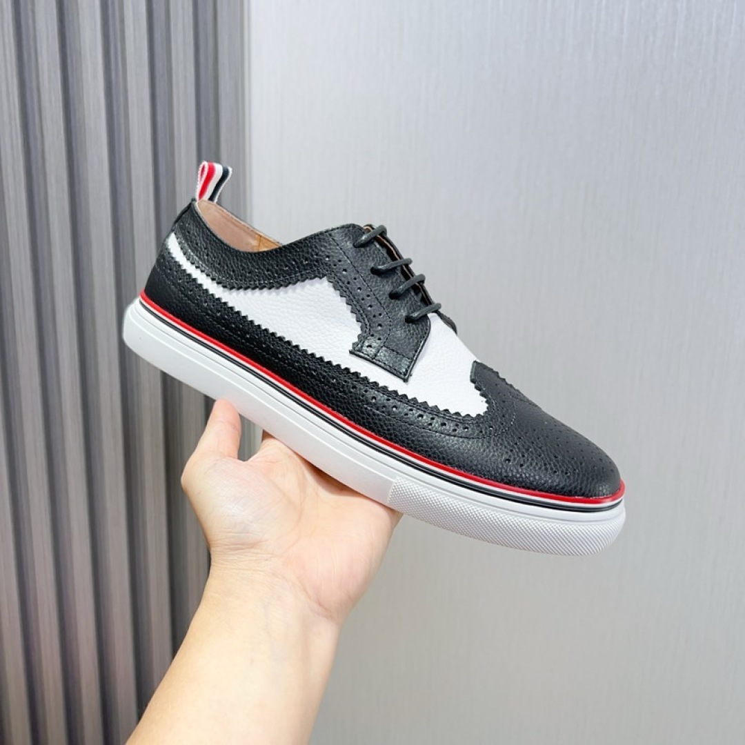 Thom Browne Leather Wingtip Oxford Shoes with Signature Stripe - Classic Style 3 cmp i1744653465103 5209 0 1