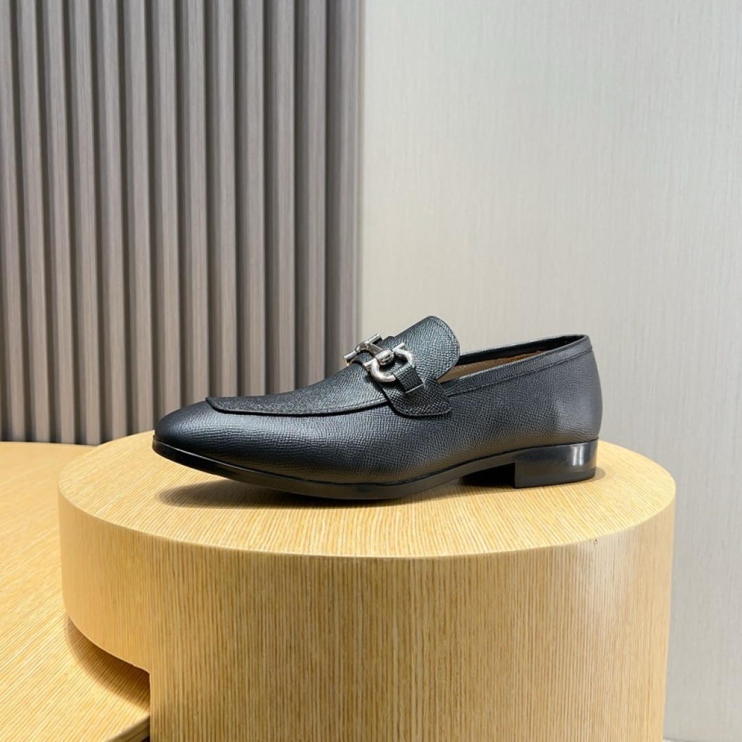 Salvatore Ferragamo Men's Leather Loafers with Iconic Buckle, Sizes 38-44 8 cmp i1744653817636 81 0 6