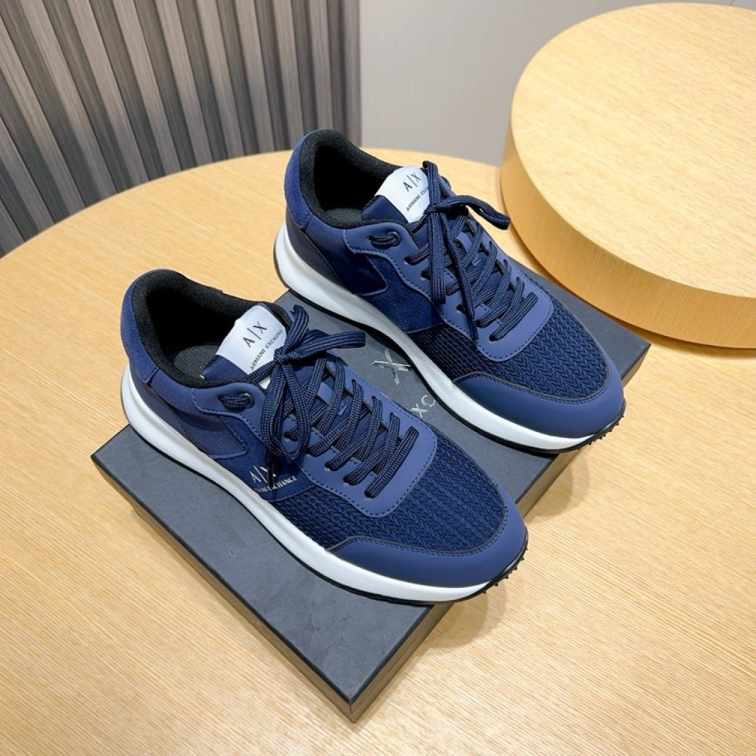 NO:344375,Factory [Armani] Armani's new fashionable men's sports shoes are carefully created to create an international brand. This casual shoe combines high-quality fabrics and exquisite craftsmanship. The upper is made of original breathable flying weaving!  Breathable mesh cloth inner sheepskin foot pad. The footing effect is handsome and stylish, with a lightweight TPU bottom, and the foot feels light and comfortable!  Fine workmanship, worthy of Size38-44 (45 custom made without return or exchange), Armani, Armani, Sneakers, Sheepskin19860909工厂【Armani】阿玛尼新款时尚男士运动鞋精心打造国际品牌 此款休闲鞋集优质面料与精湛工艺于一身,鞋面选用原版透气飞织制成！透气网布内里羊皮垫脚.上脚效果帅气有型,轻质TPU大底,脚感轻便舒适！做工精细,值得拥有 Size38-44（45定做不退换）,,armani,armani,sneakers,sheepskin,Men's shoes