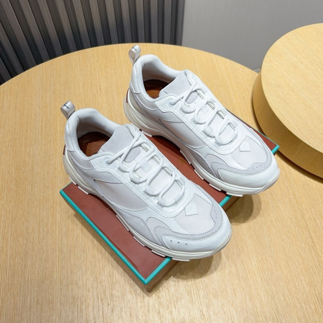 NO:345700,【loro piana】New Mokasin shoes top purchasing agent, street-fried men's popular casual board shoes, the upper is made of original cowhide fabric, the classic and generous layout shows more masculine temperament, original mesh inner cowhide pad, original sole is specially supplied with original sole, exclusive movable molding sole is super comfortable, original order goods are high quality, can be entered and exit at will, welcome to compare, size 38-45,,loro piana,cowhide19860909【loro piana】新款莫卡辛鞋顶级代购 炸街男神爆款休闲板鞋,鞋面选用原版牛皮面料,经典大方版面更显男士气质,原版网布内里牛皮垫,鞋底原厂特供原版底,独家活动成型底超级舒适,原厂跟单货高品质,可随意进出,欢迎对比,码数 38-45,,loro piana,cowhide,Men's shoes