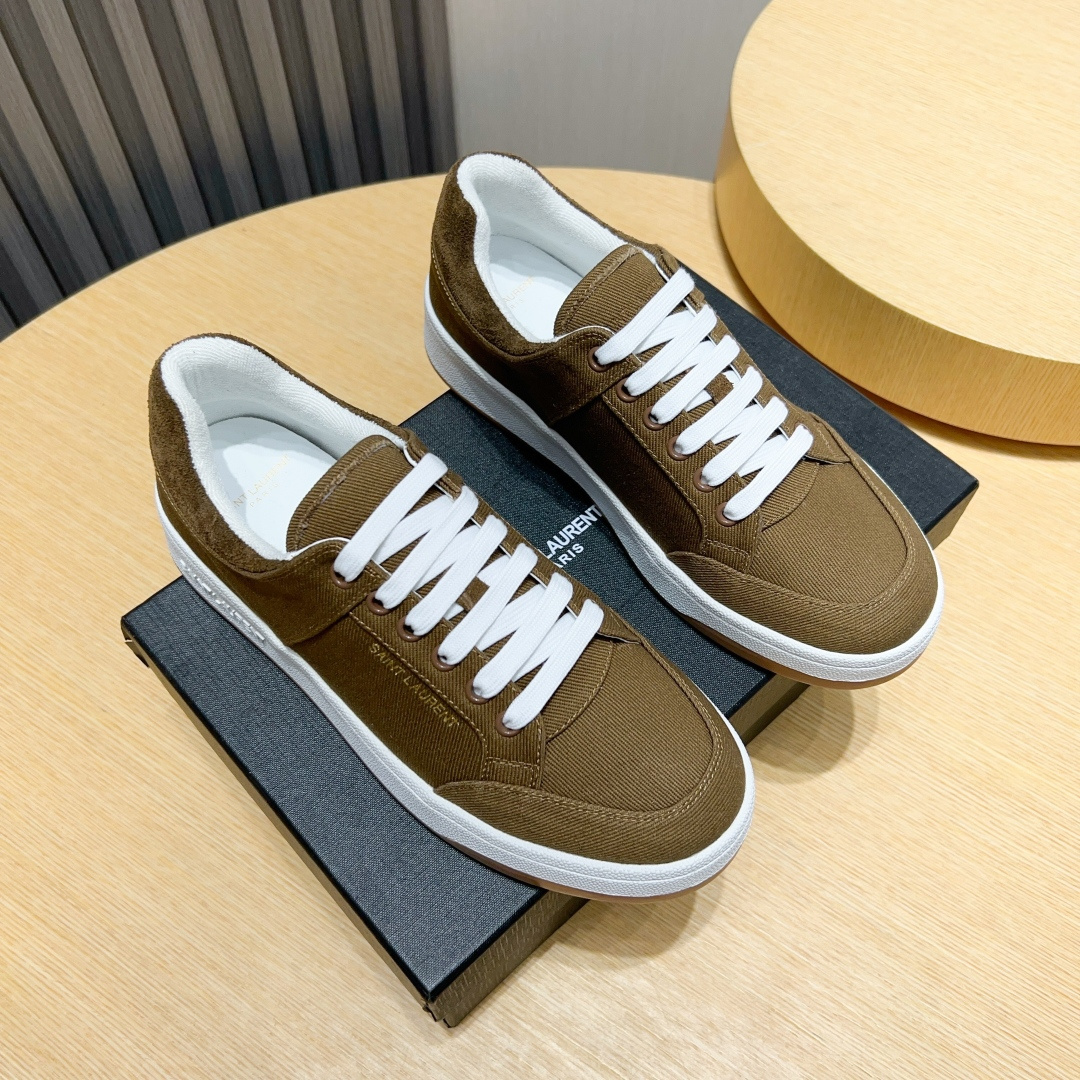 NO:729152,[SAINT LAURENT] Saint Laurent SL61 is the latest popular casual series for spring and summer. It is super good-looking and versatile. The upper is made of original waterproof fabric technology, and the original customized terry cloth lining. Hot stamping logo on the side, no midsole lasting method, and original memory-increased feet!  The foot feels more comfortable and lighter, the environmentally friendly anti-slip rubber two-color outsole, and the genuine lines around the outsole further enhance the comfort and firmness of the entire pair of shoes, and the details speak for themselves perfectly!  The feet are super soft and comfortable to match with sweatshirts. Size: 37-45 (37 is custom-made and cannot be returned or exchanged), saint laurent, saint laurent, hoodie, sweatshirts19860909【SAINT LAURENT】圣罗兰 SL61春夏最新爆款休闲系列,超好看百搭,鞋面采用原版防水布料工艺,原版定制毛巾布内里.侧面烫金标识性logo,无中底套楦做法、原版记忆内增高垫脚！脚感更加无比舒适轻便 、环保防滑橡胶双色大底、大底周圈车真线 更加增强了整双鞋子的舒适度 牢固度 完美用细节说话 ！脚超级柔软,舒适搭配卫衣.码数:37-45（37定做不退换）,,saint laurent,saint laurent,hoodie,sweatshirts,Men's shoes