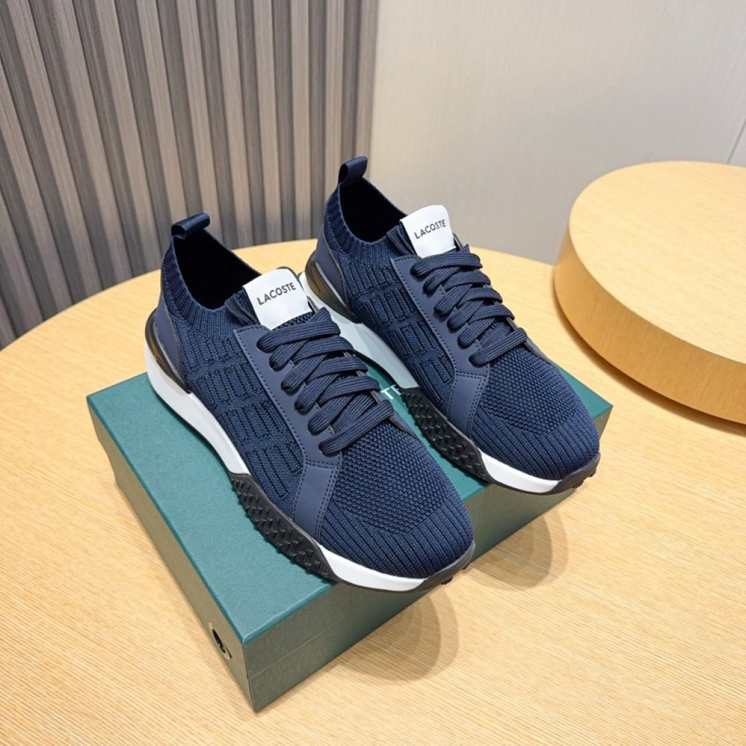 NO:745891,Real price [LACOSTE crocodile] original classic casual shoes. This model is the official flagship model, with high quality and made by famous original factory designers. It uses original fly-woven comfortable sheepskin for the feet. The perfect last shape and generous and fashionable design have attracted many consumers. Suitable for drivers to drive in sizes 38--45, sheepskin19860909实价【LACOSTE鳄鱼】原版经典款休闲鞋本款是官方主打经典款,质量,原厂名师制作,采用原版飞织舒适羊皮垫脚.完美楦型,大方时尚的设计,吸引了众多消费者的追捧,适合司机驾车行驶 码数38--45,,sheepskin,Men's shoes