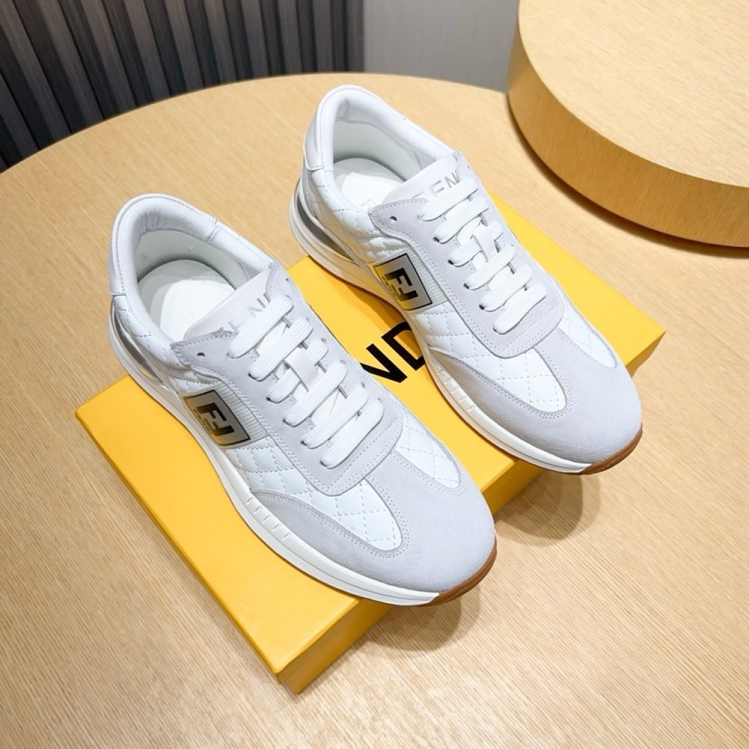 NO:833922,Real price [FENDl] Fendi’s little monster that is popular all over the world!  The most popular casual shoes this year, with perfect quality and wear-resistant outsole, the upper is made of first-layer cowhide, and the original inner lining is super comfortable for the upper foot. It is casual and versatile, suitable for various occasions, showing the magnanimity and extraordinaryness of men, showing the temperament of a big brand. Code number: 38~44 (45 custom-made), fendi, fendi, cowhide19860909实价【FENDl】芬迪风靡全球的小怪兽！今年最流行休闲鞋,品质完美做工耐磨大底,鞋面采用头层牛皮,原版内里垫脚,上脚超舒适,休闲百搭适合各种场合彰显男人的气度与非凡,尽显大牌气质码数38~44（45定做）,,fendi,fendi,cowhide,Men's shoes