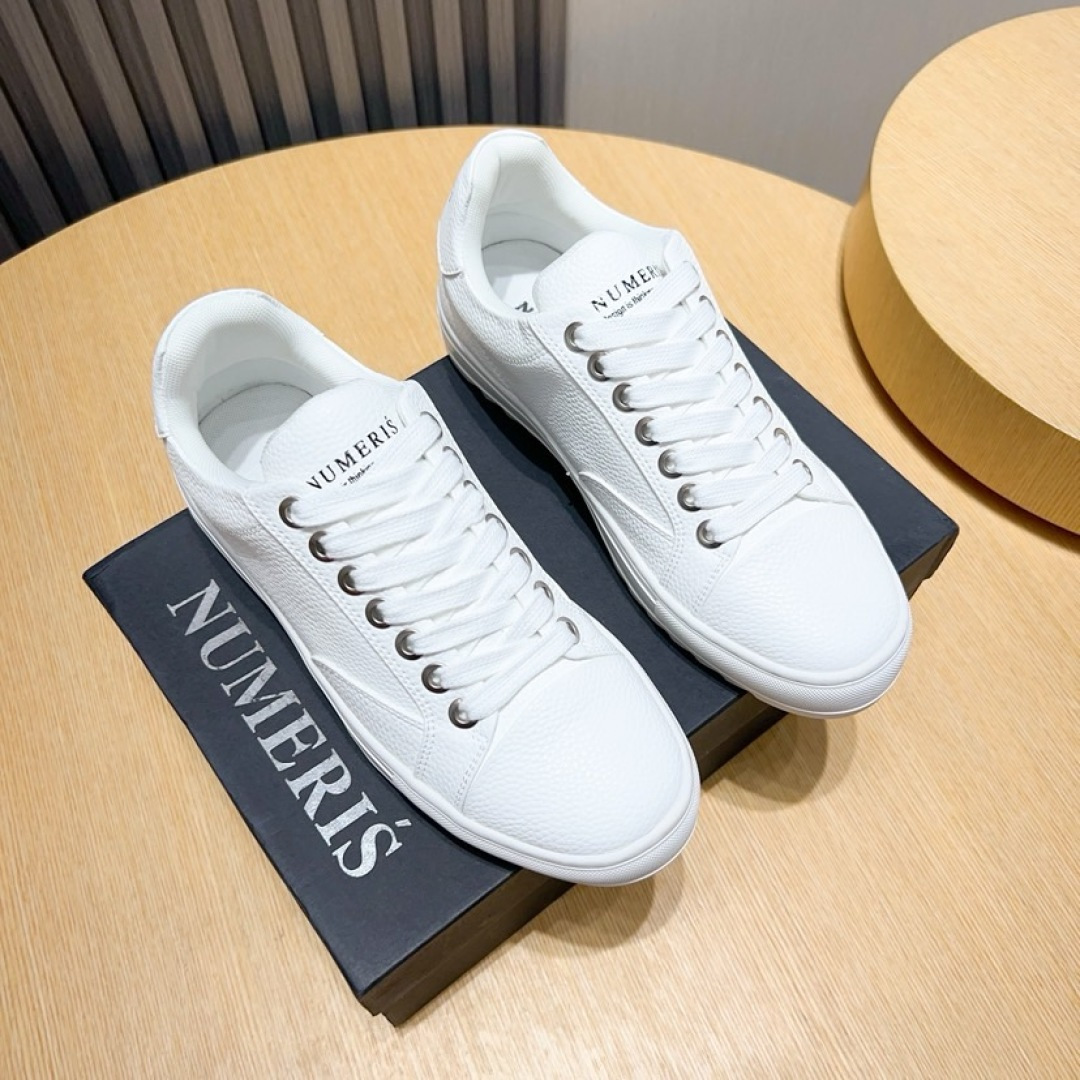 NO:833930,Actual price [NUMERIS] official Internet celebrity fashion canvas printed thick-soled height-increasing sports sneakers, casual and versatile trendy flat shoes, shallow lace-up skateboards, very comfortable on the feet. Fine workmanship. The upper is made of original cloth, wear-resistant, supportive, anti-static, wrapping and comfortable. Sizes 38-44 (45 custom-made), flats19860909实价【NUMERIS】官方网红款时尚帆布印花厚底增高运动板鞋 休闲百搭潮款平底鞋,浅口系带滑板,上脚非常舒适 做工精细 鞋面原版布制成,耐磨,支撑,防静电,包裹性,舒适.尺码38-44（45定做）,,flats,Men's shoes
