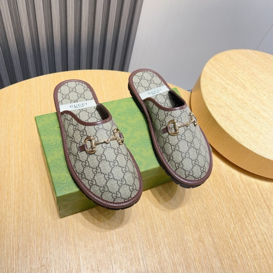 NO:854416,Actual price [GUCCI] Toe-toe shoes with half-tops, custom molded on the official website, upgraded outsole, lighter and non-slip. The upper is made of original customized materials, brand combination outsole market top quality, fashionable trend, versatile and popular, simple and tasteful, code number 38-45 (45 can be customized), gucci19860909实价【GUCCI】包头鞋半托官网开模定制,升级版大底,更轻便,防滑.鞋面采用原版定制材料,品牌组合大底市场顶级品质,时尚主打潮流,百搭爆款,简单不失品味,码数38-45（45可定做）,,gucci,Men's shoes