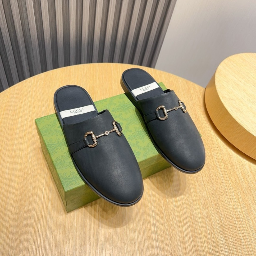 NO:854438,Actual price [GUCCI] Toe-toe shoes, half-top, official website mold customization, upgraded outsole, lighter, non-slip. Upper layer of cowhide, brand combination outsole, top quality in the market, fashion trend, versatile and popular, simple and tasteful, code number 38-45 (45 can be customized), gucci, cowhide19860909实价【GUCCI】包头鞋半托官网开模定制,升级版大底,更轻便,防滑.鞋面头层牛皮,品牌组合大底市场顶级品质,时尚主打潮流,百搭爆款,简单不失品味,码数38-45（45可定做）,,gucci,cowhide,Men's shoes