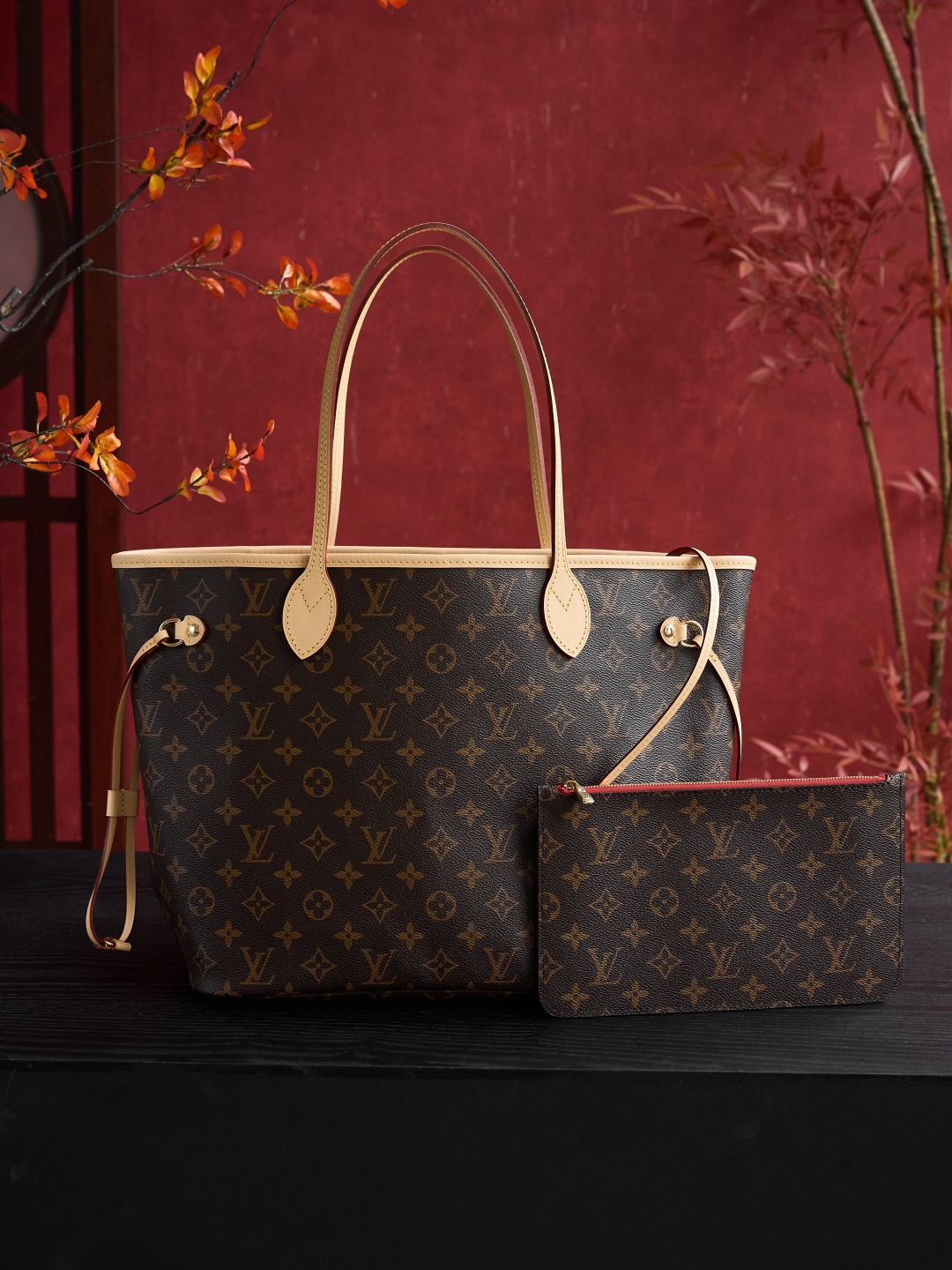 Louis Vuitton Neverfull MM: Iconic Monogram Canvas Tote Bag with Pouch 6 cmp i1748684548936 8823 0 4