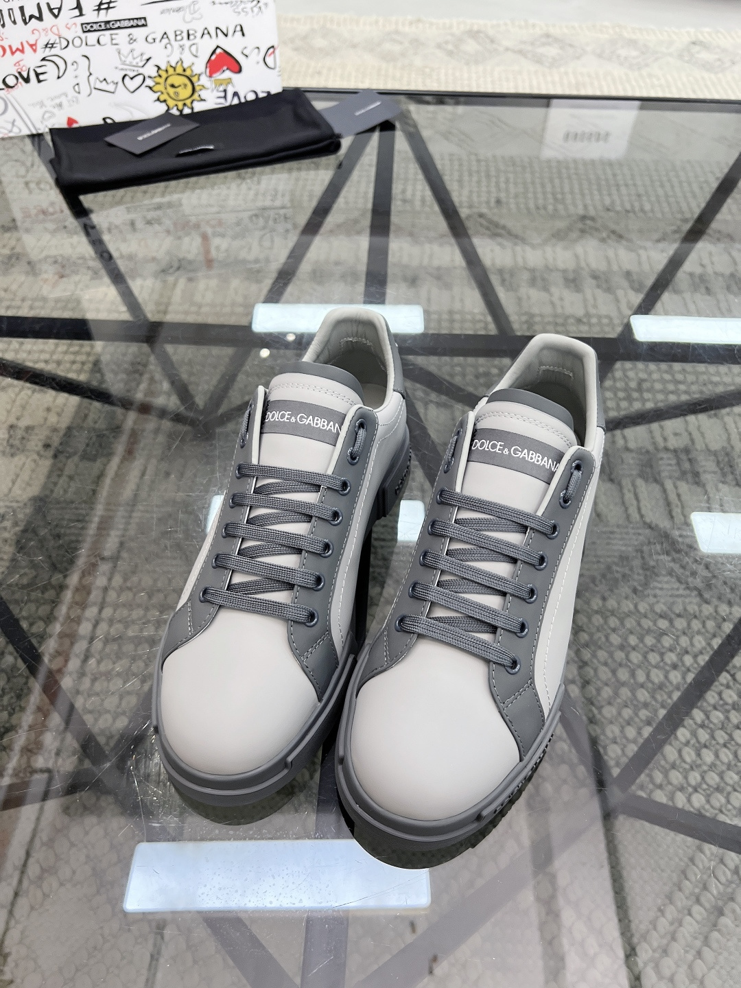 NO:222887,Brand D&G original color matching, size 38-45 custom made 46 price Material Dolce & Gabbana 2025 new products Casual shoes upper imported soft cowhide with 3D printed logo cowhide foot pad cowhide inner original outsole latest D&G logo on foot simple atmospheric, DG casual shoes, Dolce & Gabbana, Dolce & Gabbana, Dolce & Gabbana, cowhide19860909品牌D&G 颜色原版配色 码数38-45定做46 价格 材质杜嘉班纳2025新品 休闲鞋鞋面进口柔软牛皮搭配搭配3D打印logo牛皮垫脚牛皮内里 原版大底 最新D&G logo上脚 简单 大气,DG休闲鞋,Dolce&Gabbana,Dolce&Gabbana,Dolce&Gabbana,cowhide,Men's shoes