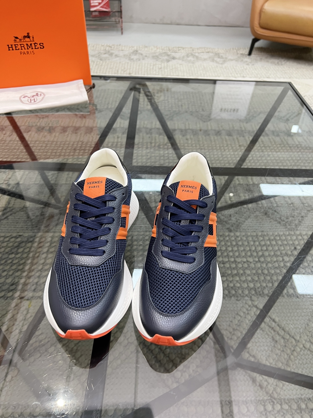 NO:341129,Brand HERMES original color matching, size 39-44 customized 38.45 price Material Hermes 2025 new model, boutique casual sports shoes, imported cowhide upper to create cowhide inner cowhide footbed, fashionable style, dynamic original Hermes comfortable sole, simple and generous sports and leisure, Hermes casual shoes, hermes, hermes, sneakers, cowhide19860909品牌HERMES 颜色原版配色 码数39-44定做38.45 价格 材质爱马仕2025新款 精品 休闲运动鞋 鞋面进口牛皮打造牛皮内里 牛皮垫脚 版型时尚 动感十足原版 爱马仕舒适大底 简洁大方运动休闲,爱马仕 休闲鞋,hermes,hermes,sneakers,cowhide,Men's shoes