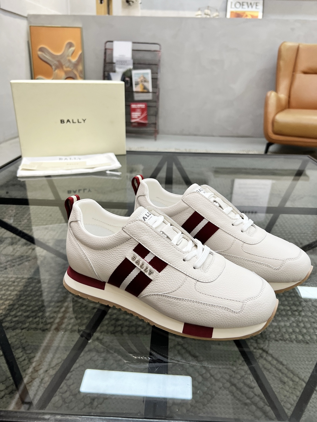 NO:338377,Brand B A L L Y original color matching code number 39-44 customized 38.45 price Material new men's classic casual shoes simple atmospheric super high style selection with top layer cowhide with luxurious cowhide smooth lines light and comfortable original wear-resistant rubber outsole, bali casual shoes, bally, cowhide19860909品牌B A L L Y 颜色原版配色 码数39-44定做38.45 价格 材质巴利新款男士 经典休闲鞋简约大气超高逼格选用头层牛皮搭配搭配奢华牛皮内里流畅线条轻便舒适原版耐磨橡胶大底,巴利 休闲鞋,bally,cowhide,Men's shoes