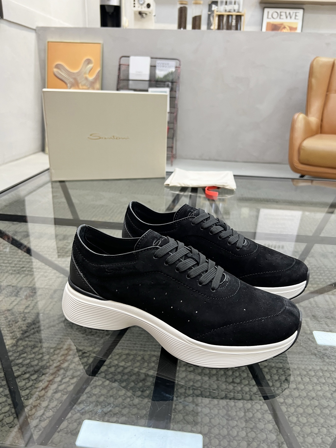 NO:338875,Santoni (Santoni) Italian men's handmade calfskin shoes shipped!  Each pair of shoes from this Italian pure handmade shoe brand is simple and classic, and it is very comfortable and versatile on the feet!  It is not accurate to describe the Italian shoe brand Santoni as a 