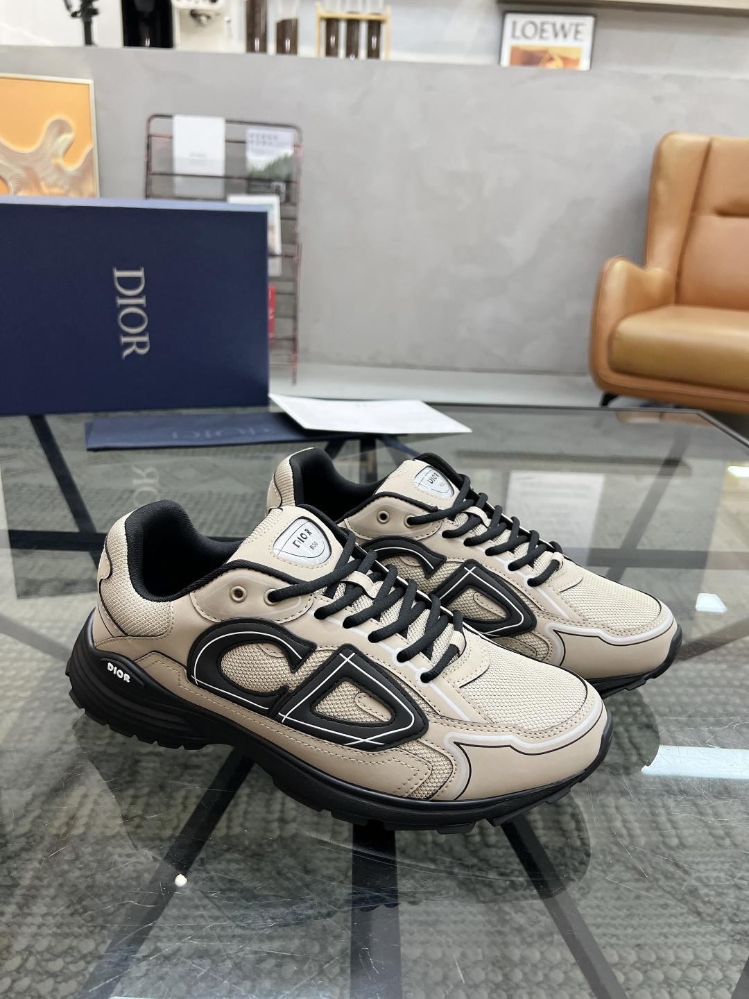 NO:341156,Brand Dior color original color matching, code number 35-45 customized 46.47 price Material Dior new casual shoes!  The details of the fashionable layout are impeccable, using cowhide with mesh patchwork to make comfortable and sweat-absorbing mesh. The foot pad feels comfortable and has excellent quality. Dior casual shoes, dior, dior, cowhide19860909品牌Dior 颜色原版配色 码数35-45定做46.47 价格 材质迪奥新款休闲鞋！时尚潮流的版面细节无可挑剔采用牛皮搭配网布拼接制作舒适吸汗的网布垫脚脚感舒适品质优越,Dior休闲鞋,dior,dior,cowhide,Men's shoes