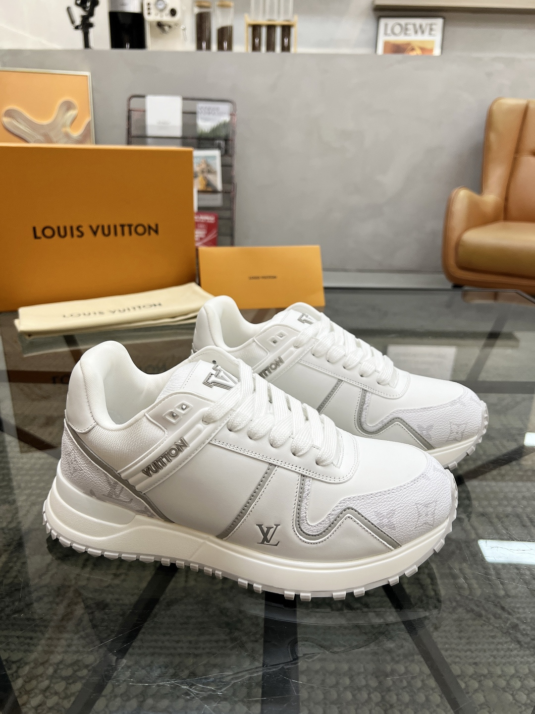 NO:340847,Brand LOUIS VUITTON original color matching code number 39-44 customized 38.45 price Material new Louis Vuitton casual shoes!  Original single-quality Labon craft upper is made of soft cowhide splicing, mesh inner lining, mesh footbed style, simple and atmospheric original outsole, Louis Vuitton, louis vuitton, louis vuitton, cowhide19860909品牌LOUIS VUITTON 颜色原版配色 码数39-44定做38.45 价格 材质路易威登新款 休闲鞋！原单品质拉邦工艺鞋面采用柔软牛皮拼接 网布内里 网布垫脚版型时尚 简单大气原版大底,路易威登,louis vuitton,louis vuitton,cowhide,Men's shoes