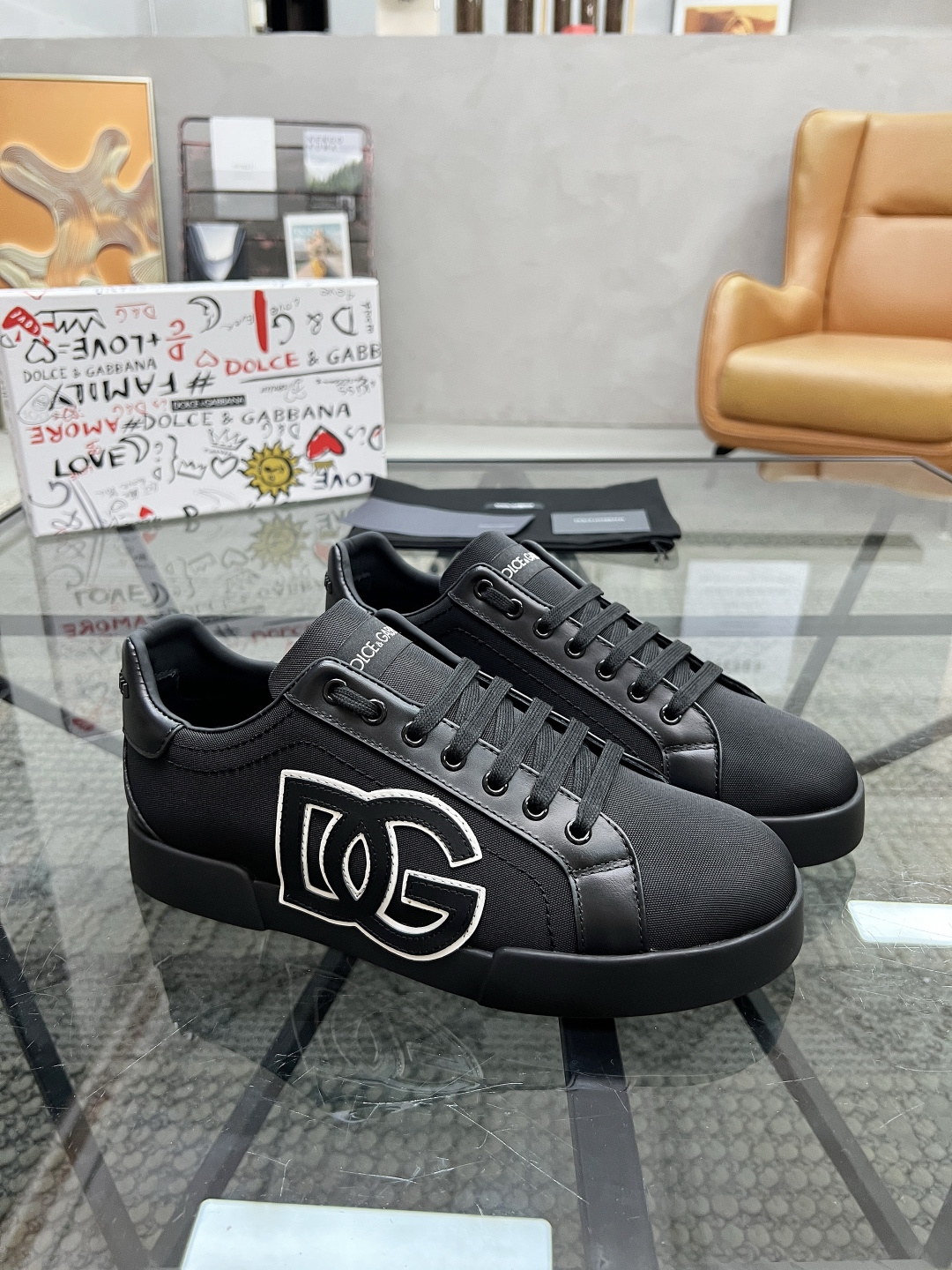 NO:341346,Brand D&G original color matching, size 38-45 custom made 46 price Material Dolce & Gabbana 2025 new products Casual shoes upper imported soft cowhide with 3D printed logo cowhide foot pad cowhide inner original outsole latest D&G logo on foot simple atmospheric, DG casual shoes, Dolce & Gabbana, Dolce & Gabbana, cowhide19860909品牌D&G 颜色原版配色 码数38-45定做46 价格 材质杜嘉班纳2025新品 休闲鞋鞋面进口柔软牛皮搭配搭配3D打印logo牛皮垫脚牛皮内里 原版大底 最新D&G logo上脚 简单 大气,DG休闲鞋,Dolce&Gabbana,Dolce&Gabbana,cowhide,Men's shoes