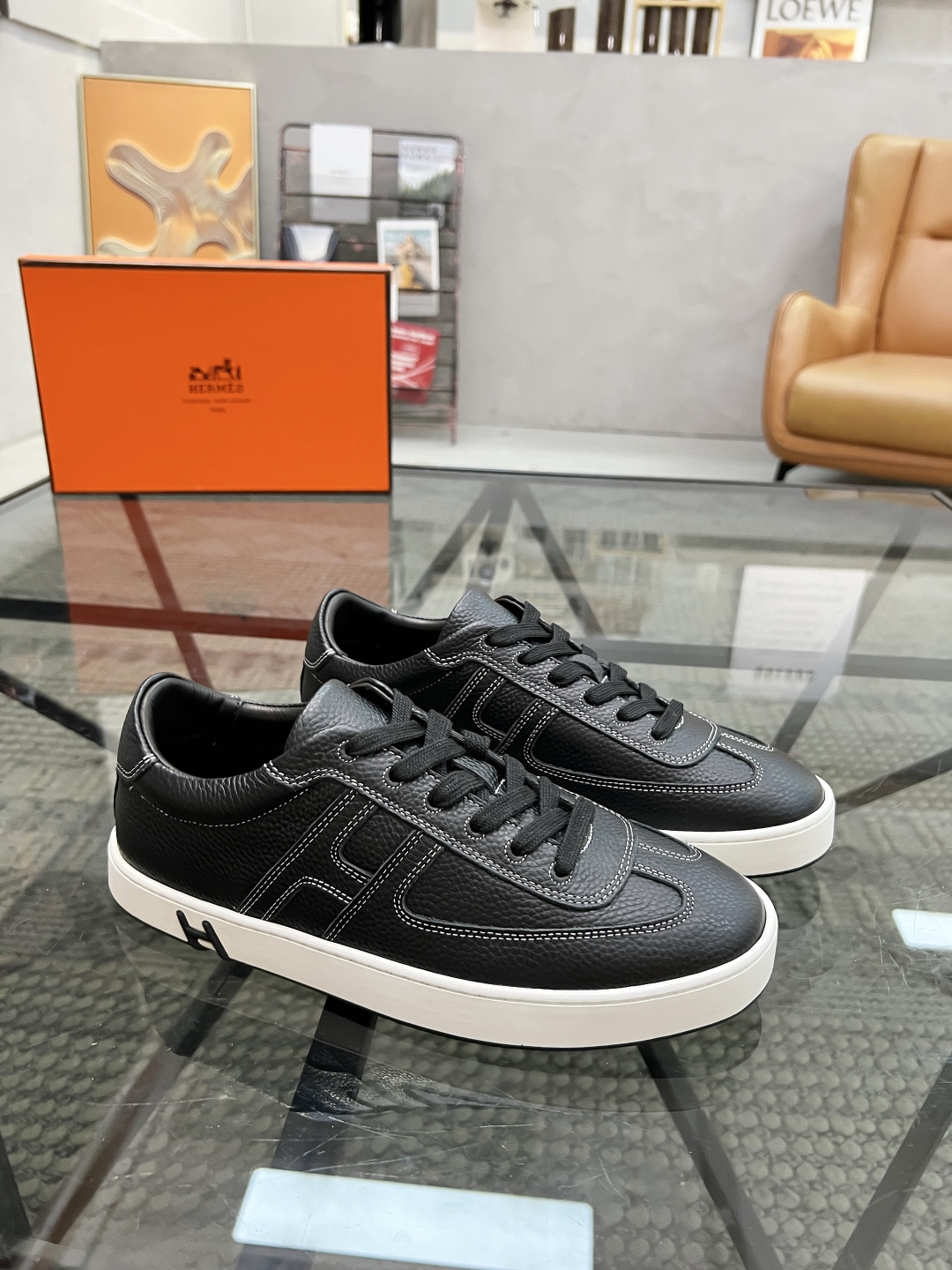 NO:341364,Brand HERMES original color matching, size 38-44 custom made 45 price, material Hermes 2025 new model, boutique casual shoes, upper cowhide, create full cowhide footbed cowhide inner style, dynamic original, Hermes comfortable sole, simple and generous sports and leisure, Hermes casual shoes, hermes, hermes, cowhide19860909品牌HERMES 颜色原版配色 码数38-44定做45 价格 材质爱马仕2025新款 精品 休闲鞋 鞋面牛皮打造全牛皮垫脚牛皮内里版型时尚 动感十足原版 爱马仕舒适大底 简洁大方运动休闲,爱马仕 休闲鞋,hermes,hermes,cowhide,Men's shoes