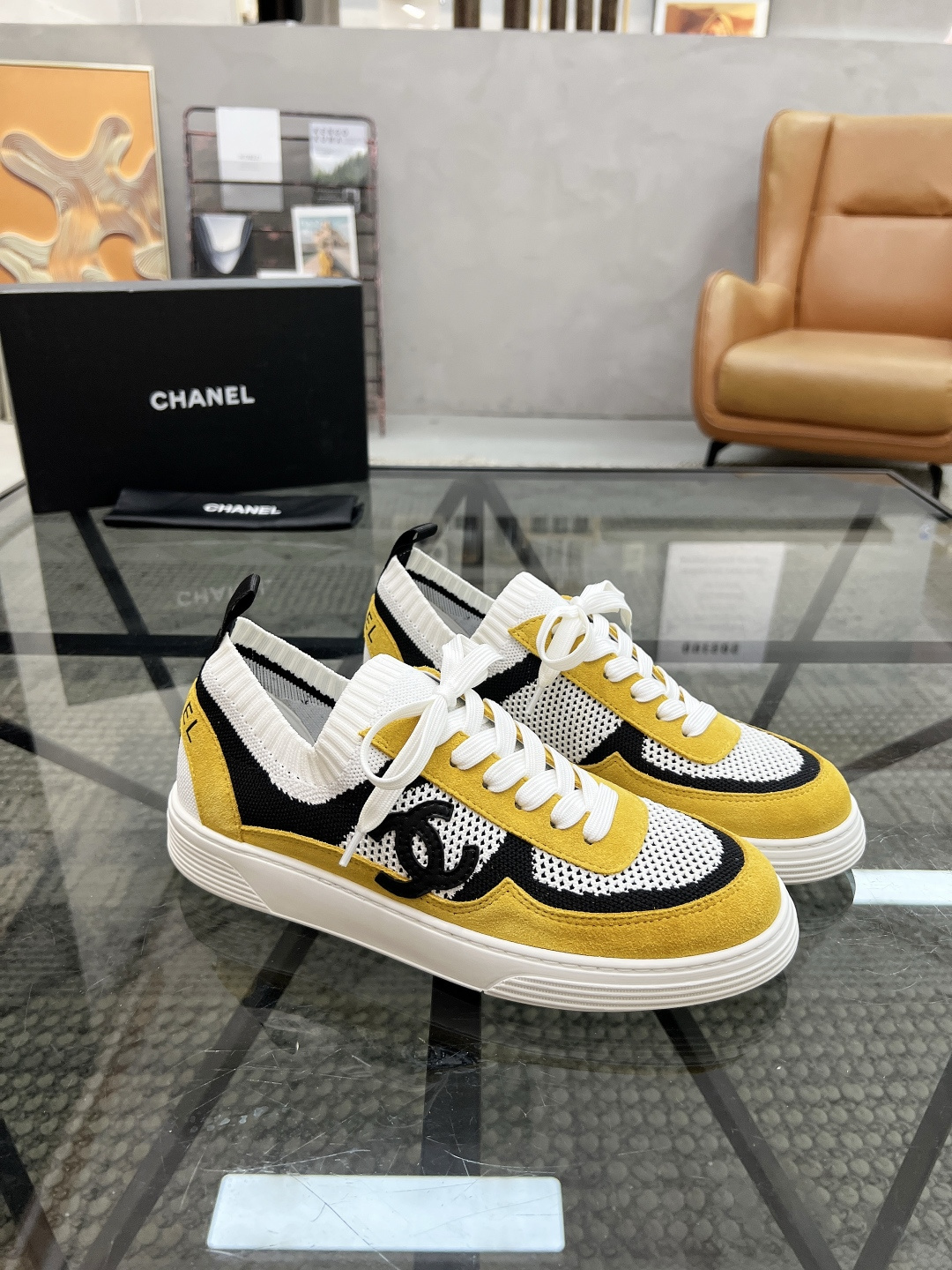 NO:340496,Brand CHANEL original color matching Number of codes 39-44 Customized 38.45 Price Material Chanel 2025 new Chanel super popular sports shoes classic continuation Imported cowhide + cowhide original development, original materials, original practice Original two-color bottom good rebound, Chanel sports shoes, chanel, chanel, sneakers, cowhide19860909品牌CHANEL 颜色原版配色 码数39-44定做38.45 价格 材质Chanel 2025新款 香奈儿 超爆款 运动鞋  经典延续 进口牛皮+牛皮内里 原版开发,原版材料,原版做法 原版双色底 回弹力好,香奈儿 运动鞋,chanel,chanel,sneakers,cowhide,Men's shoes