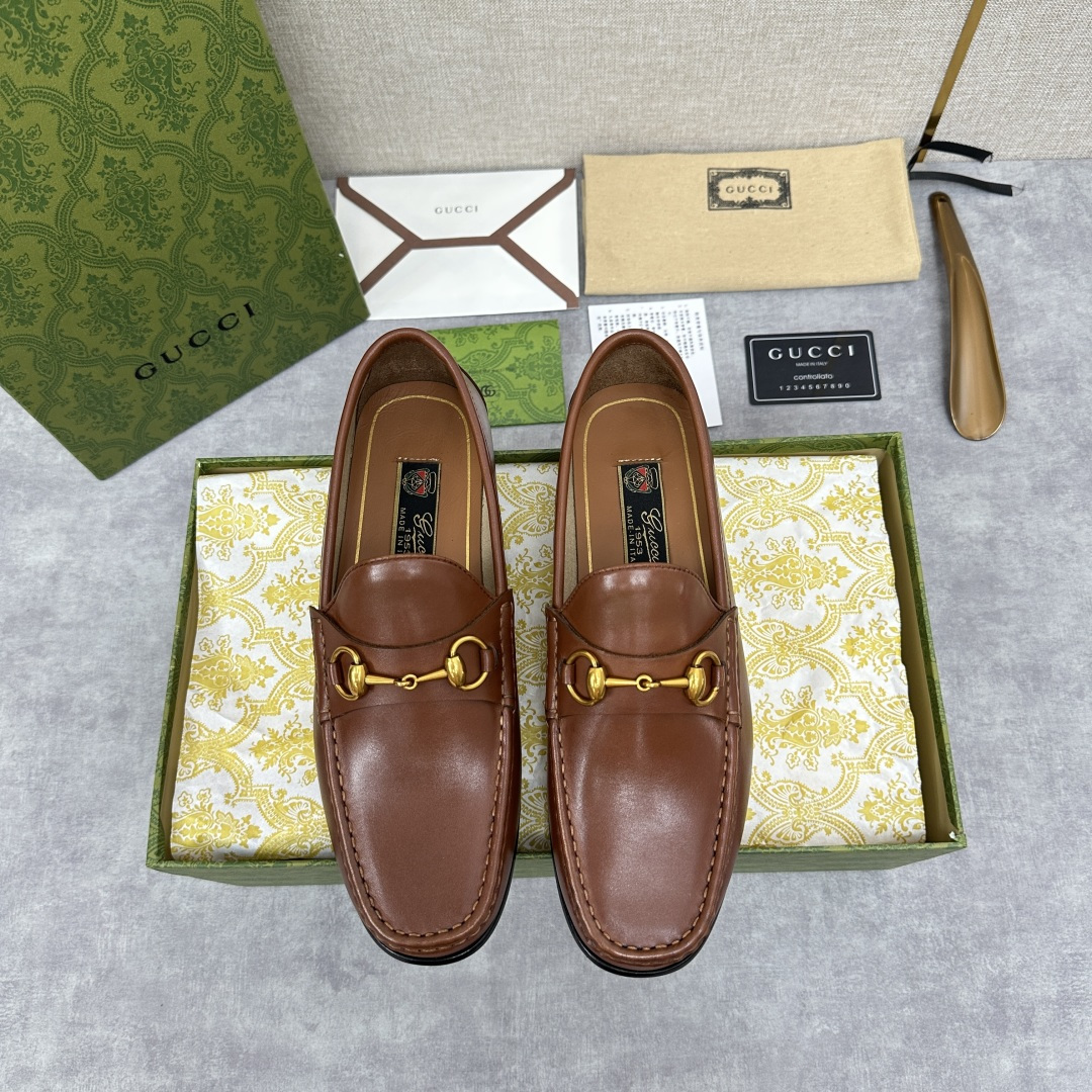 NO:340936,Brand G U C C I color original color matching Number 39-44 Customized 38.45.46 Price Material Guqi new style Business formal leather shoes!  Quality please see the details Classic simple design Pure Goodyear hand-crafted and rigorous fine upper imported handmade cowhide leather to create fashionable headline cowhide inner high-end customization Original special supply (real leather sole) high quality Worth owning, Guqi leather shoes, cowhide, Leather soles19860909品牌G U C C I 颜色原版配色 码数39-44定做38.45.46 价格 材质古奇新款 商务正装皮鞋！质量请看细节经典简约设计纯固特异手工严谨精细鞋面进口手工牛皮制作打造出时尚头条牛皮内里高端定制 原版特供（真皮大底）高品质 值得拥有,古奇 皮鞋,cowhide,Leather soles,Men's shoes