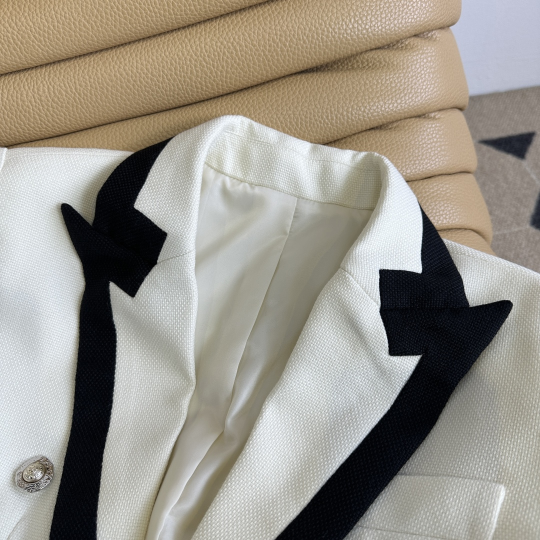 “25SS Bal* 25 Autumn Winter Coloured Suit Coat Classic Brand Button Fashionable Retro Style” - 图片 4