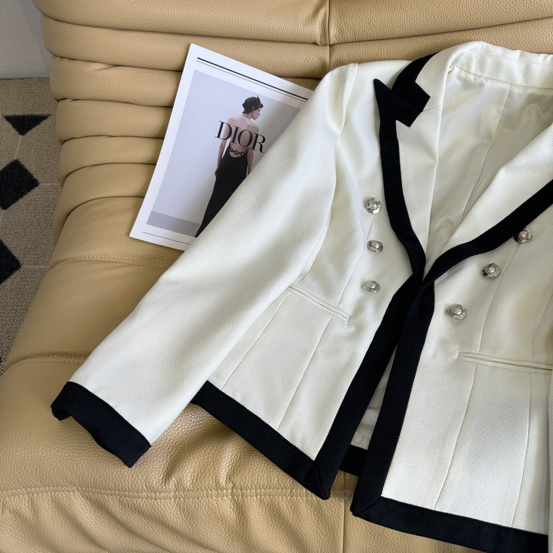 “25SS Bal* 25 Autumn Winter Coloured Suit Coat Classic Brand Button Fashionable Retro Style” - 图片 7
