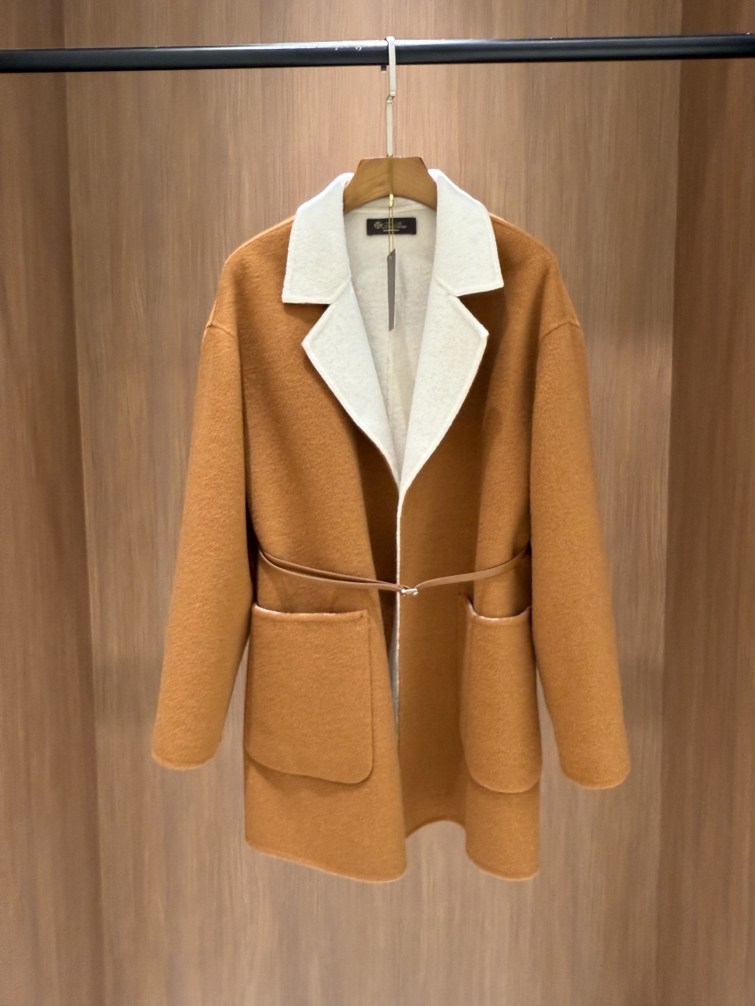 MaxMara LP كلاسيكي متطابق اللون كشمير مزيج معطف صوف مع حزام - أنيق ودافئ