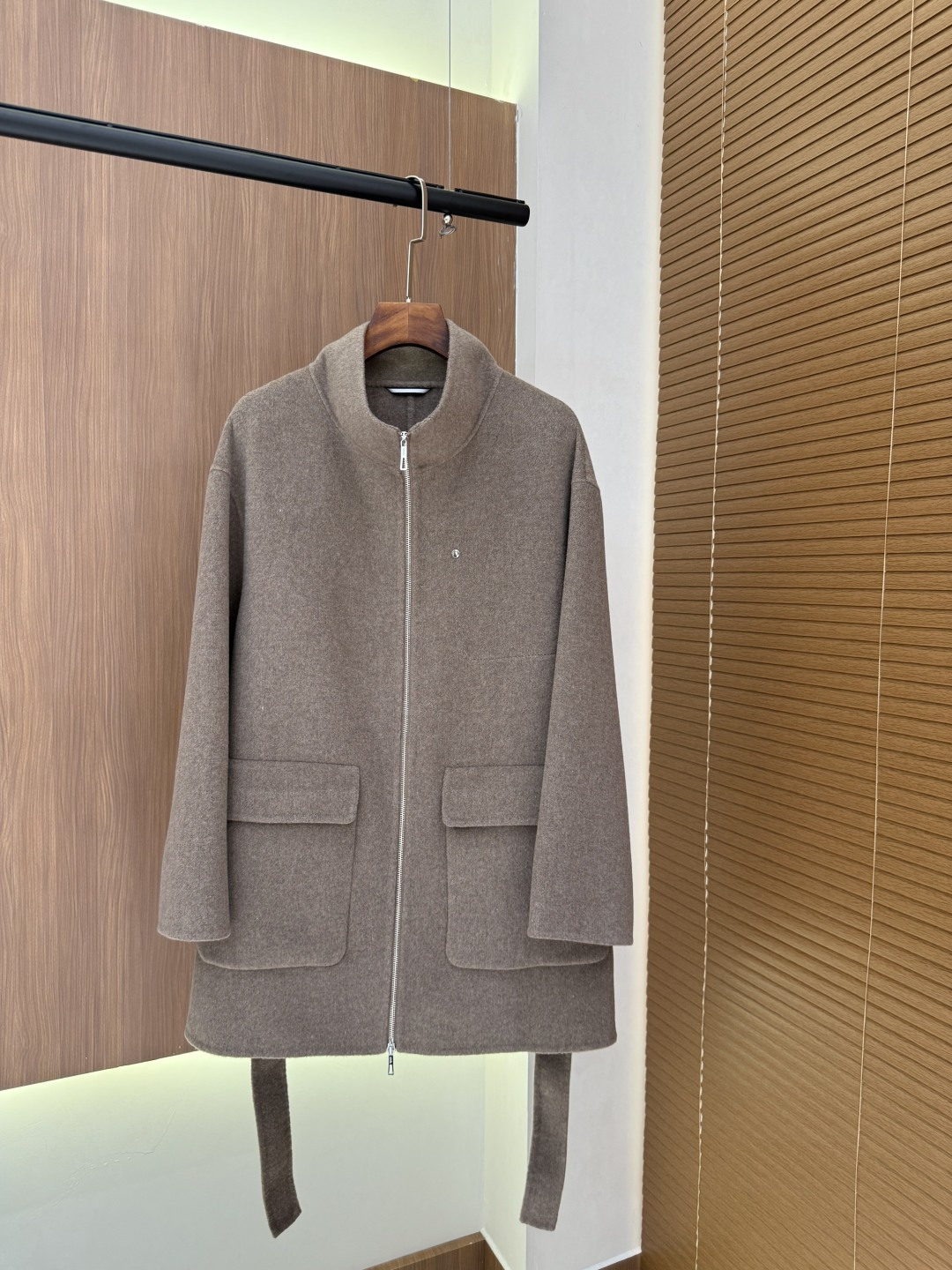 Hermes 25秋冬新款 极简双口袋羊绒大衣 yb定制100%羊绒 定制zg刻字logo辅料 高版本 