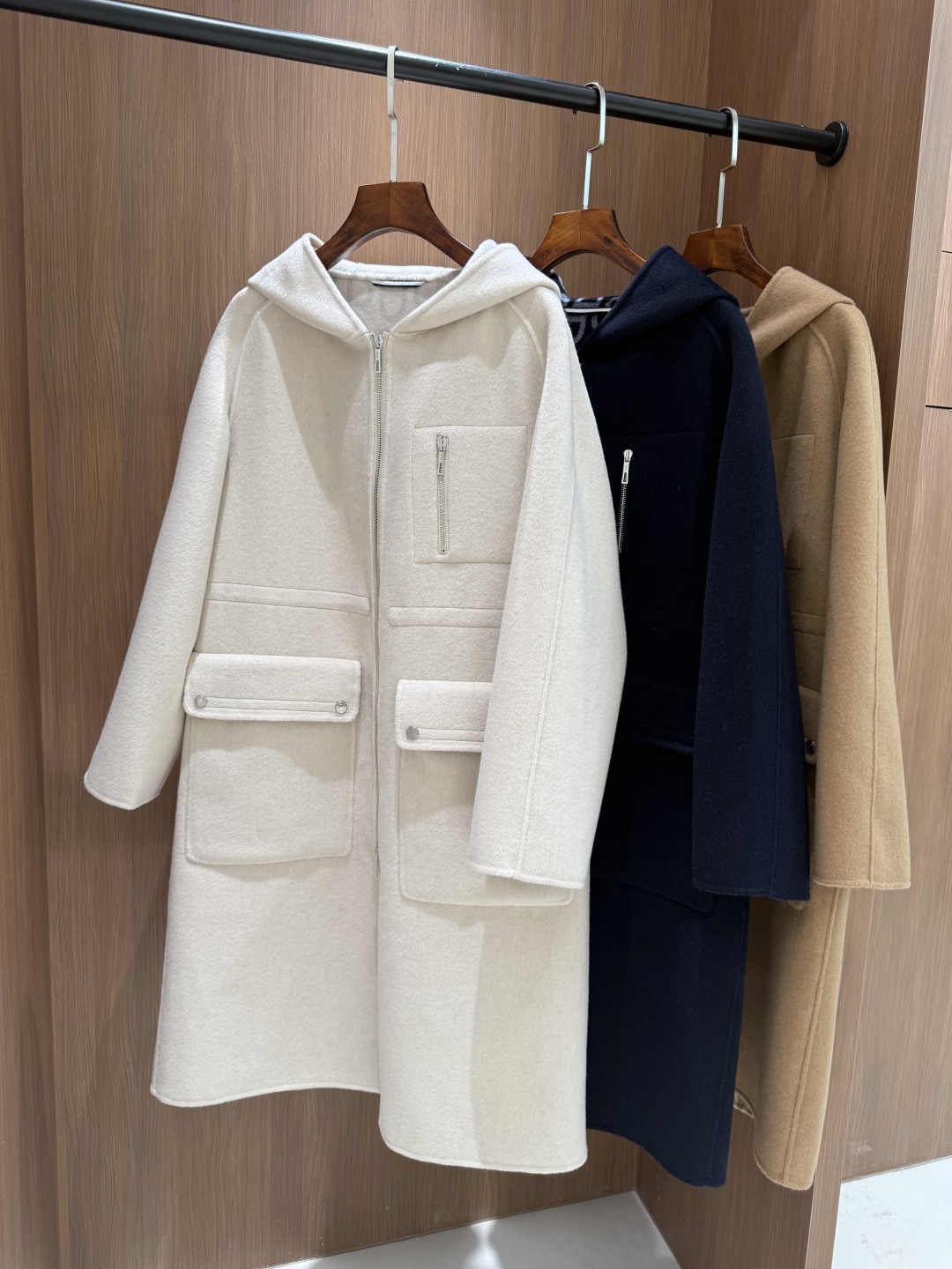 Max Mara Leren Jas met Capuchon - Stijlvolle en Comfortabele Damesjas