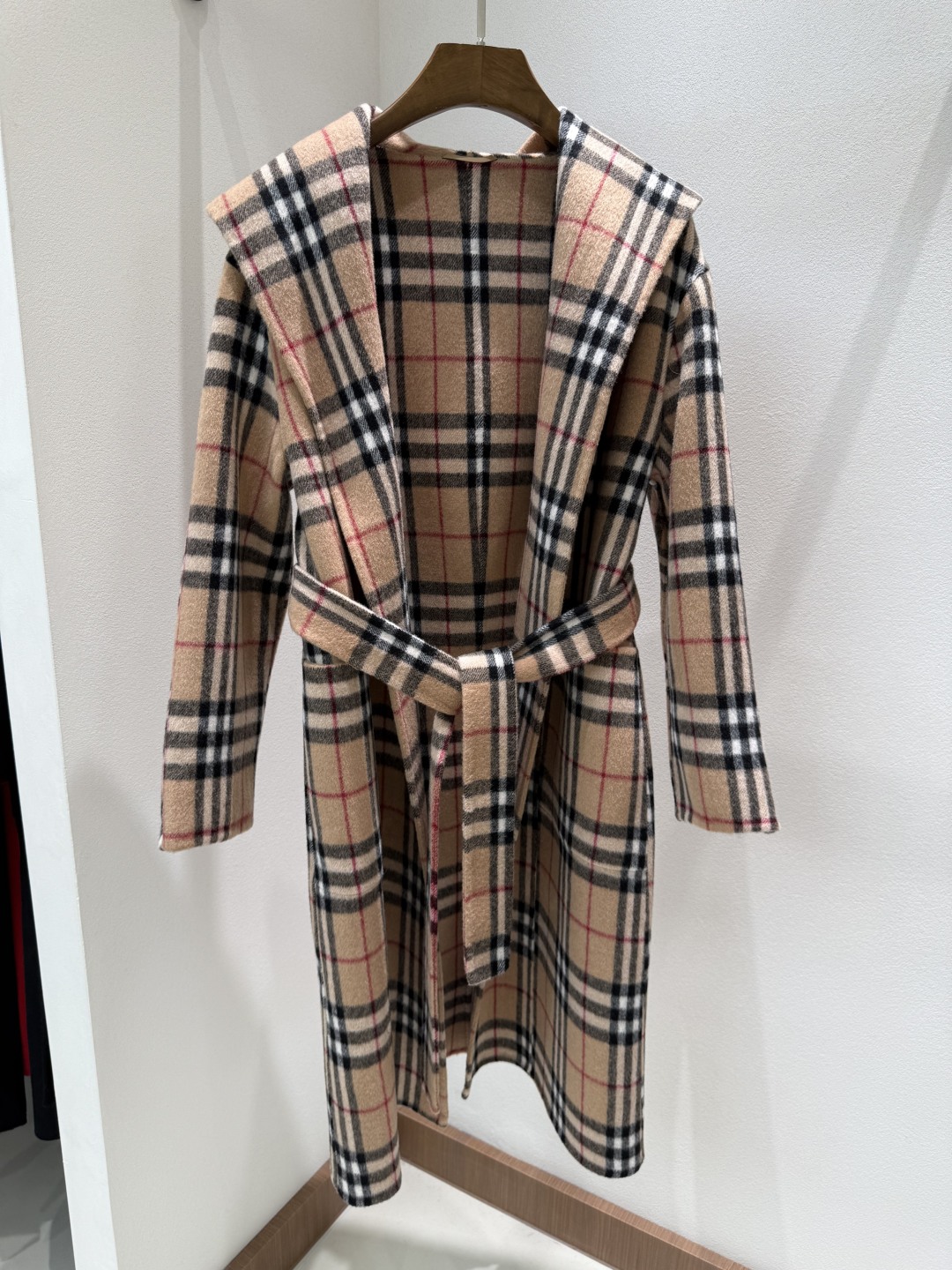 Burberry Geïnspireerde Geruite Wollen Cape met Capuchon en Riem - One Size