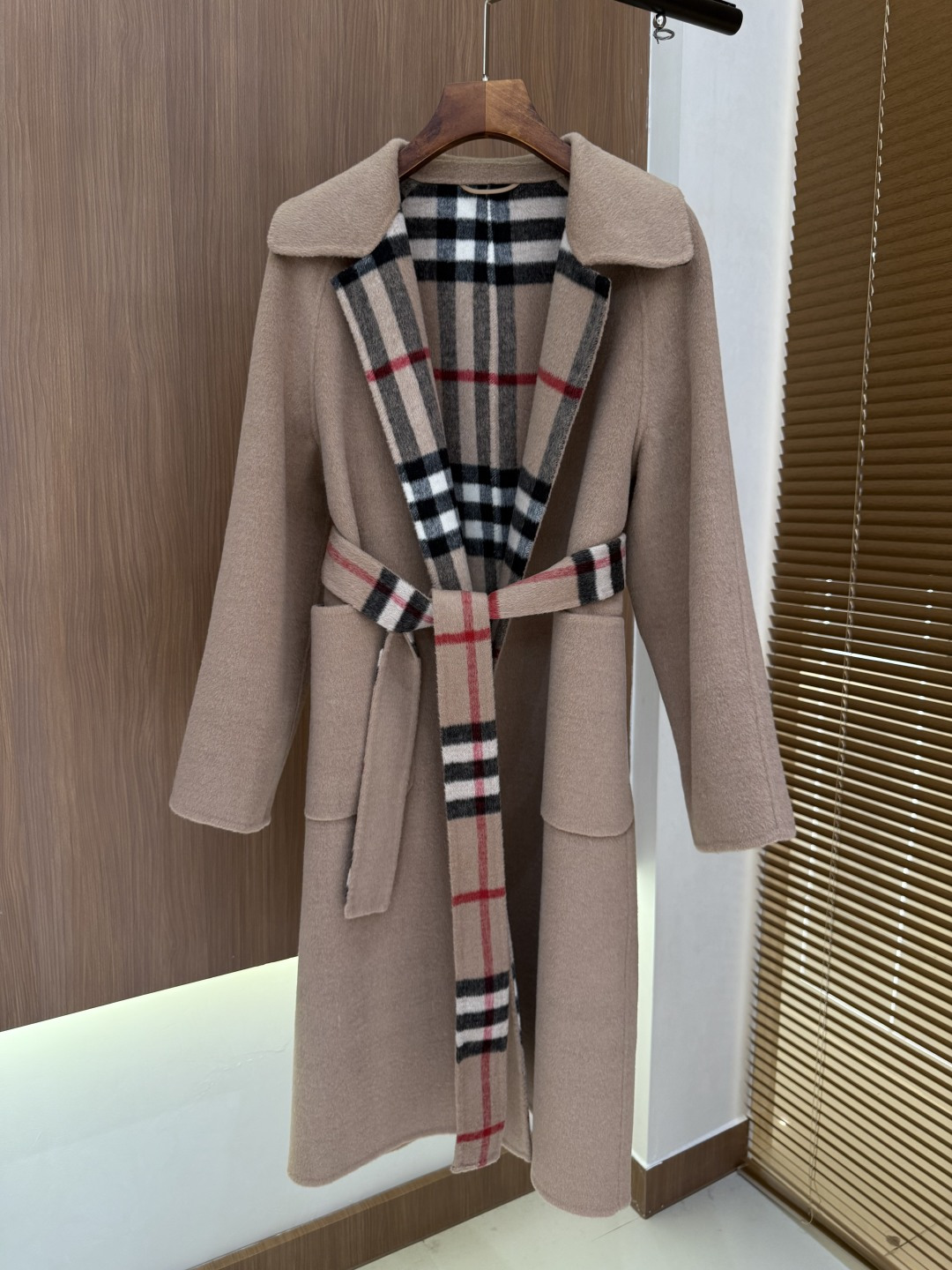 Burberry-Inspired Wool Blend Trench Coat with Iconic Check Lining 3 cmp i1758106531891 6886 0 1