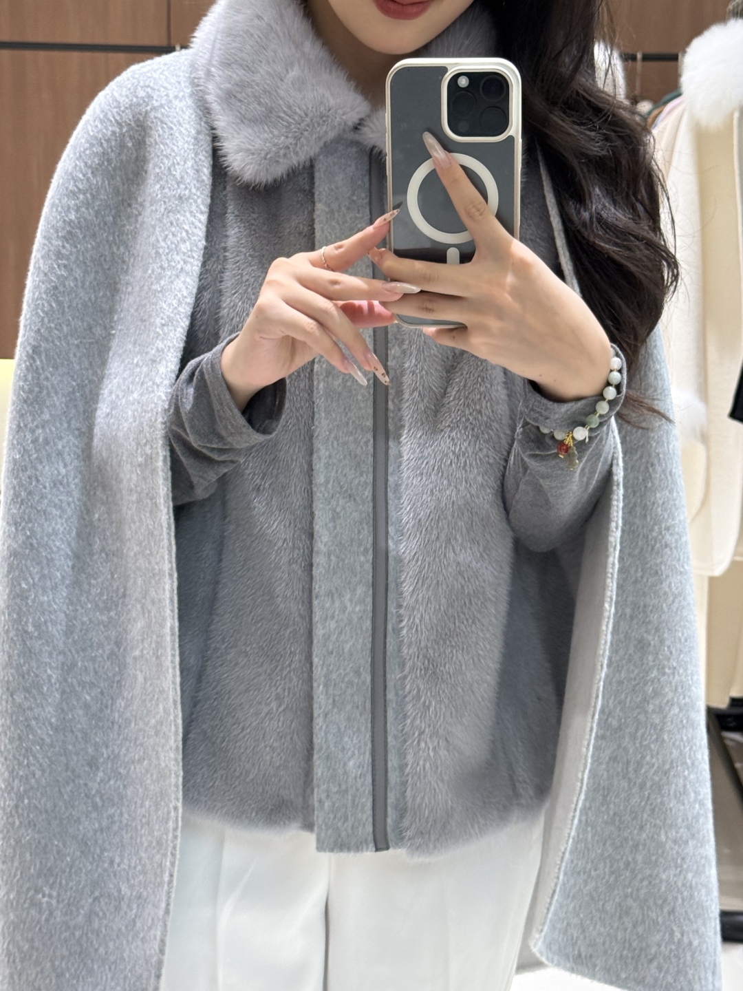Elegant MaxMara Style Fur Collar Cape, Warm Winter Outerwear 4 cmp i1760069576312 7771 0 2