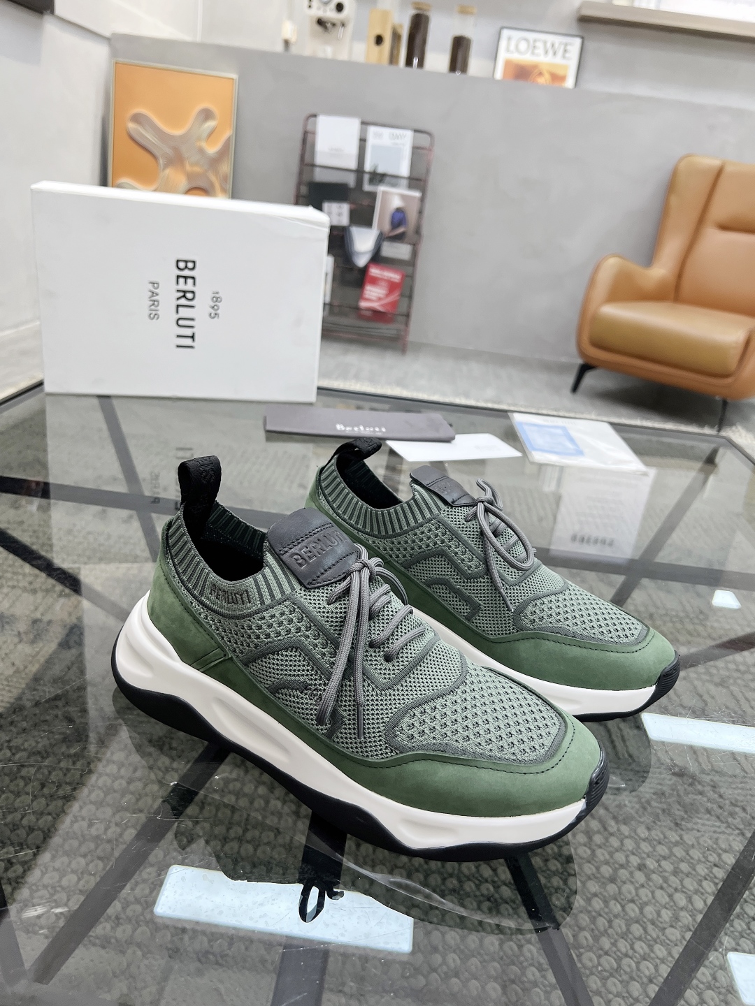  B 🔍顶级代购🇮🇹 布鲁 炸街男神新品专柜同步原厂配置，意大利进口定制飞织面料，高品质滴胶拼接工艺全鞋