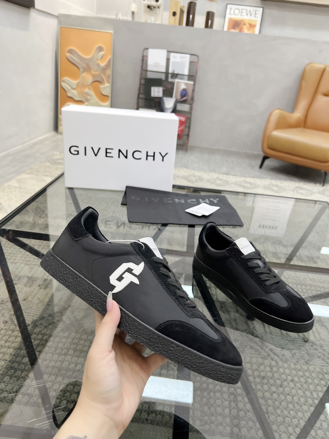  G 🔍顶级代购🇮🇹 纪 炸街男神新品来袭，超人气运动爆款专柜新款，原厂配置意大利进口牛皮搭配标志布面料