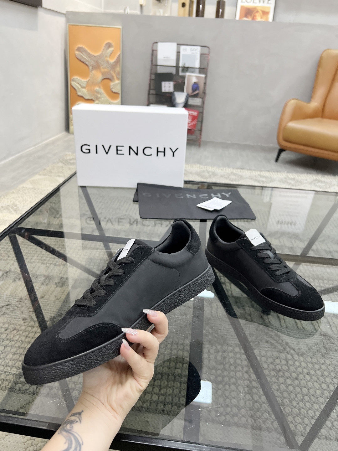  G 🔍顶级代购🇮🇹 纪 炸街男神新品来袭，超人气运动爆款专柜新款，原厂配置意大利进口牛皮搭配标志布面料