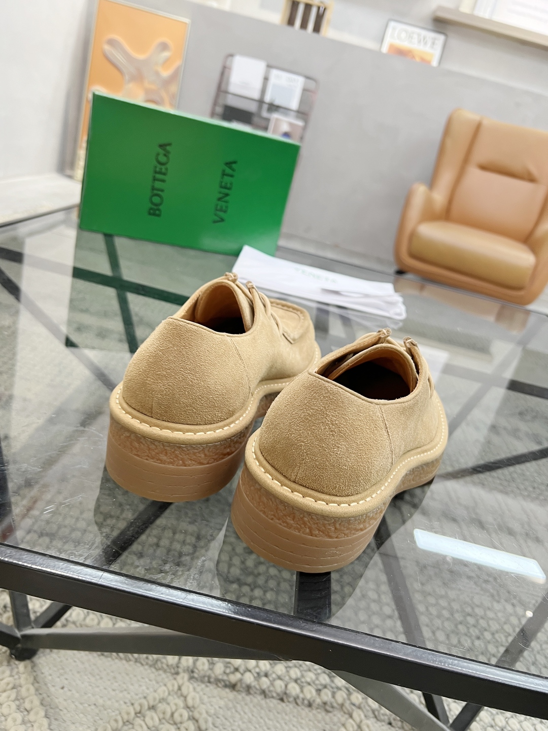  B 🔍顶级代购🇮🇹 碟 炸街情侣👫款官网新品套脚皮鞋原单货专柜同步，鞋面意大利进口牛皮面料，潮达人爆款
