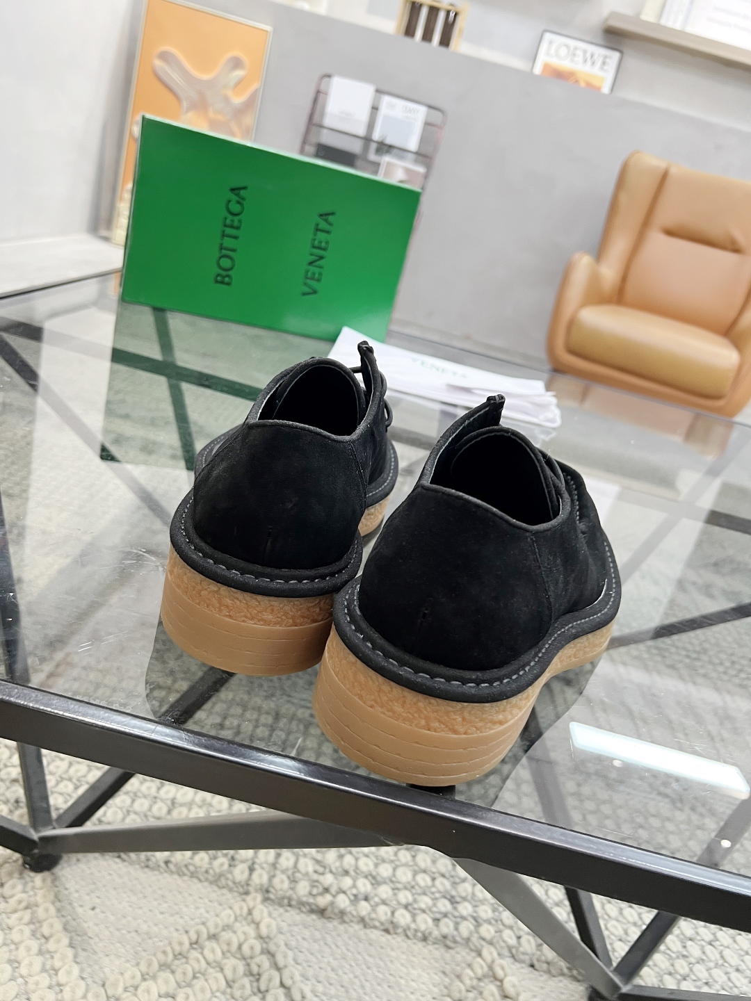  B 🔍顶级代购🇮🇹 碟 炸街情侣👫款官网新品套脚皮鞋原单货专柜同步，鞋面意大利进口牛皮面料，潮达人爆款
