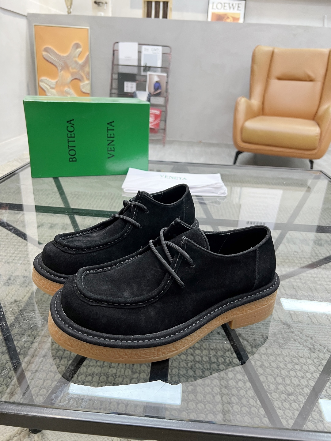  B 🔍顶级代购🇮🇹 碟 炸街情侣👫款官网新品套脚皮鞋原单货专柜同步，鞋面意大利进口牛皮面料，潮达人爆款
