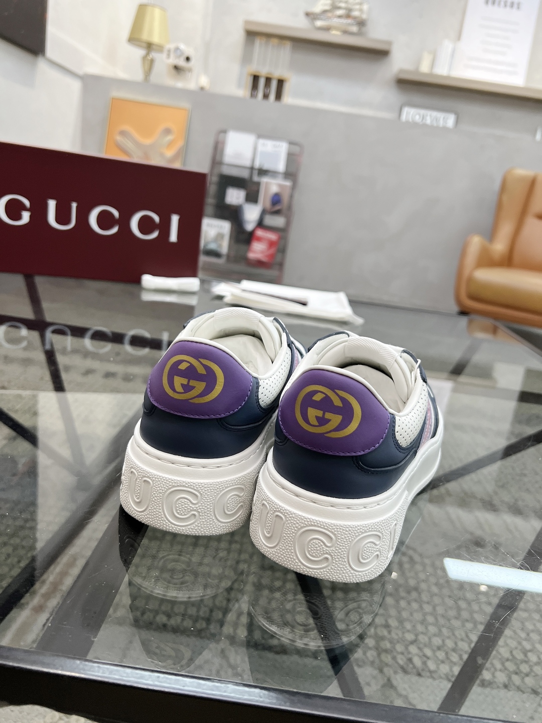  G 🔍顶级代购🇮🇹 古 炸街情侣款👫专柜同步发售 原厂配置，意大利进口进口牛皮面料，高品质印花拼接复杂