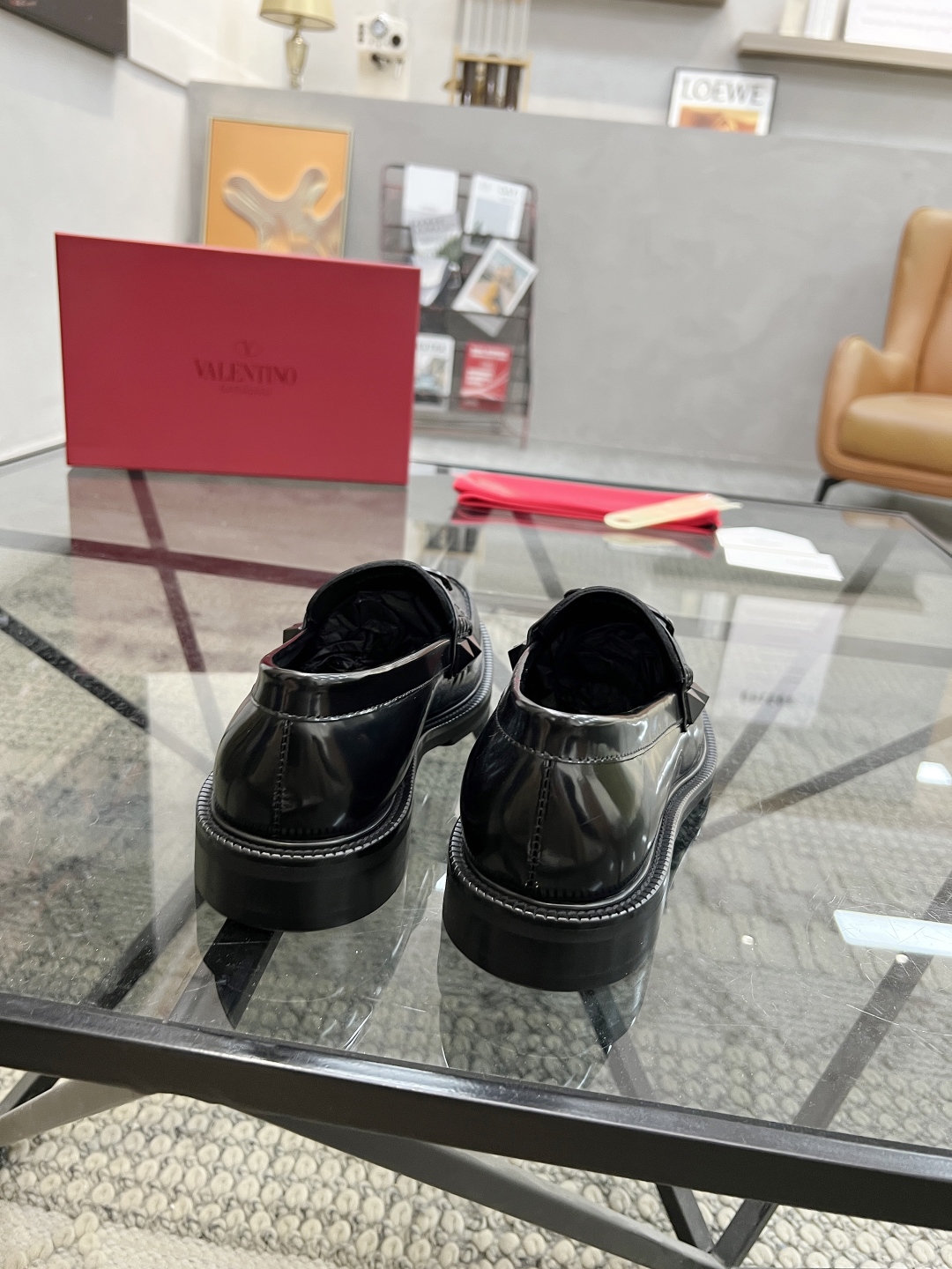  H 🔍顶级代购🇮🇹 华 炸街男神增高胶底皮鞋系列专柜同步发售原厂配置，意大利进口原版牛皮面料，经典版面