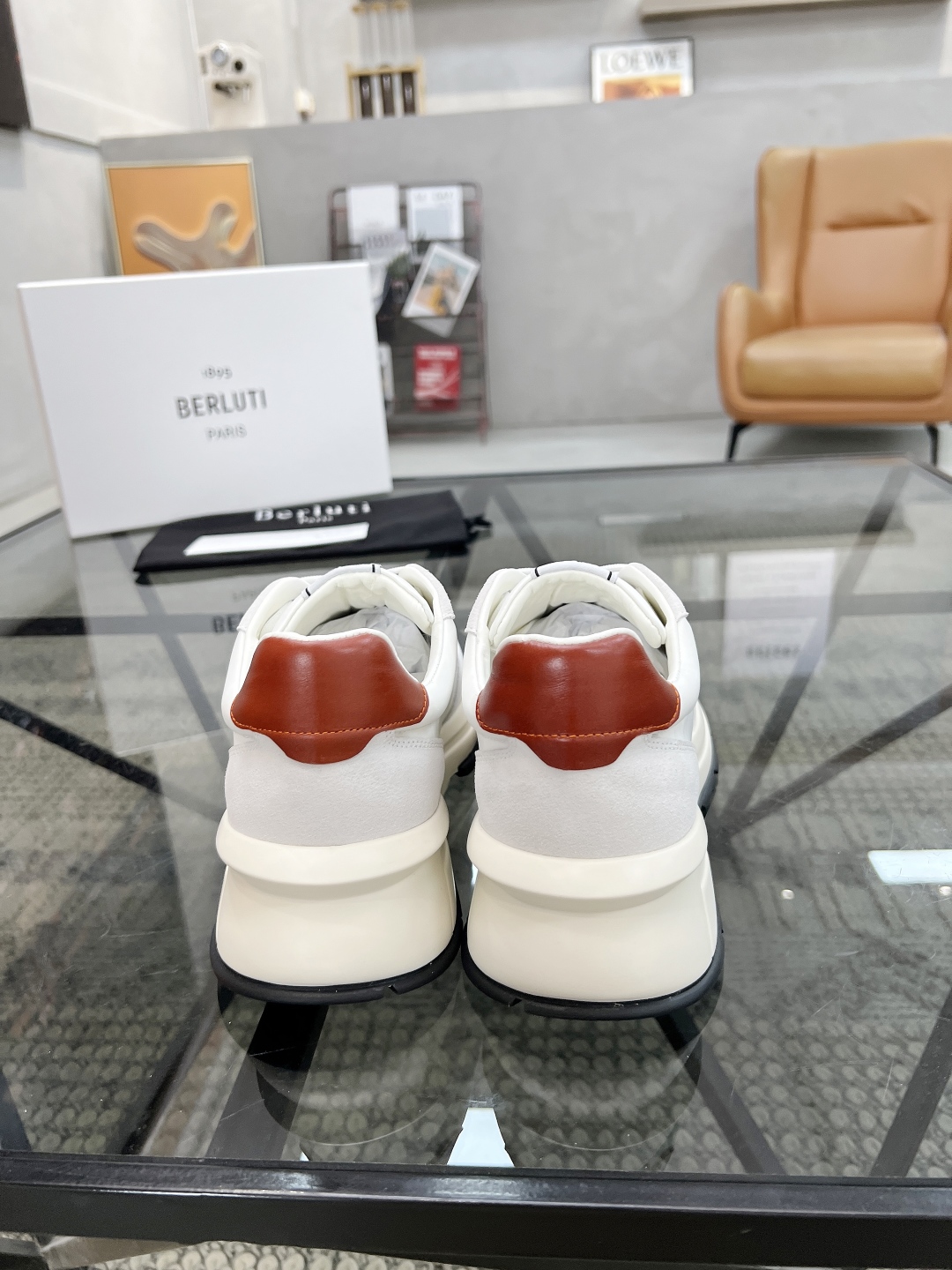  B 🔍顶级代购🇮🇹 布鲁 炸街男神运动鞋新品来袭 专柜同步发售原厂配置，意大利进口原版牛皮搭配帆布面料