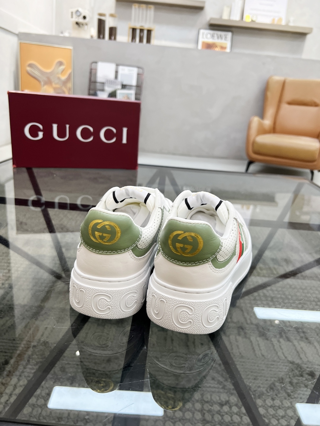  G 🔍顶级代购🇮🇹 古 炸街男神运动新品专柜同步发售原厂配置，意大利进口进口牛皮面料，柔软舒适网布内里