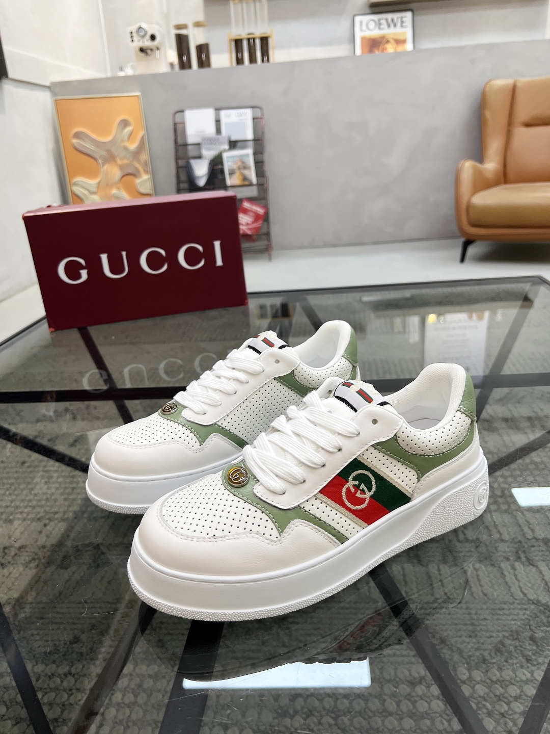  G 🔍顶级代购🇮🇹 古 炸街男神运动新品专柜同步发售原厂配置，意大利进口进口牛皮面料，柔软舒适网布内里
