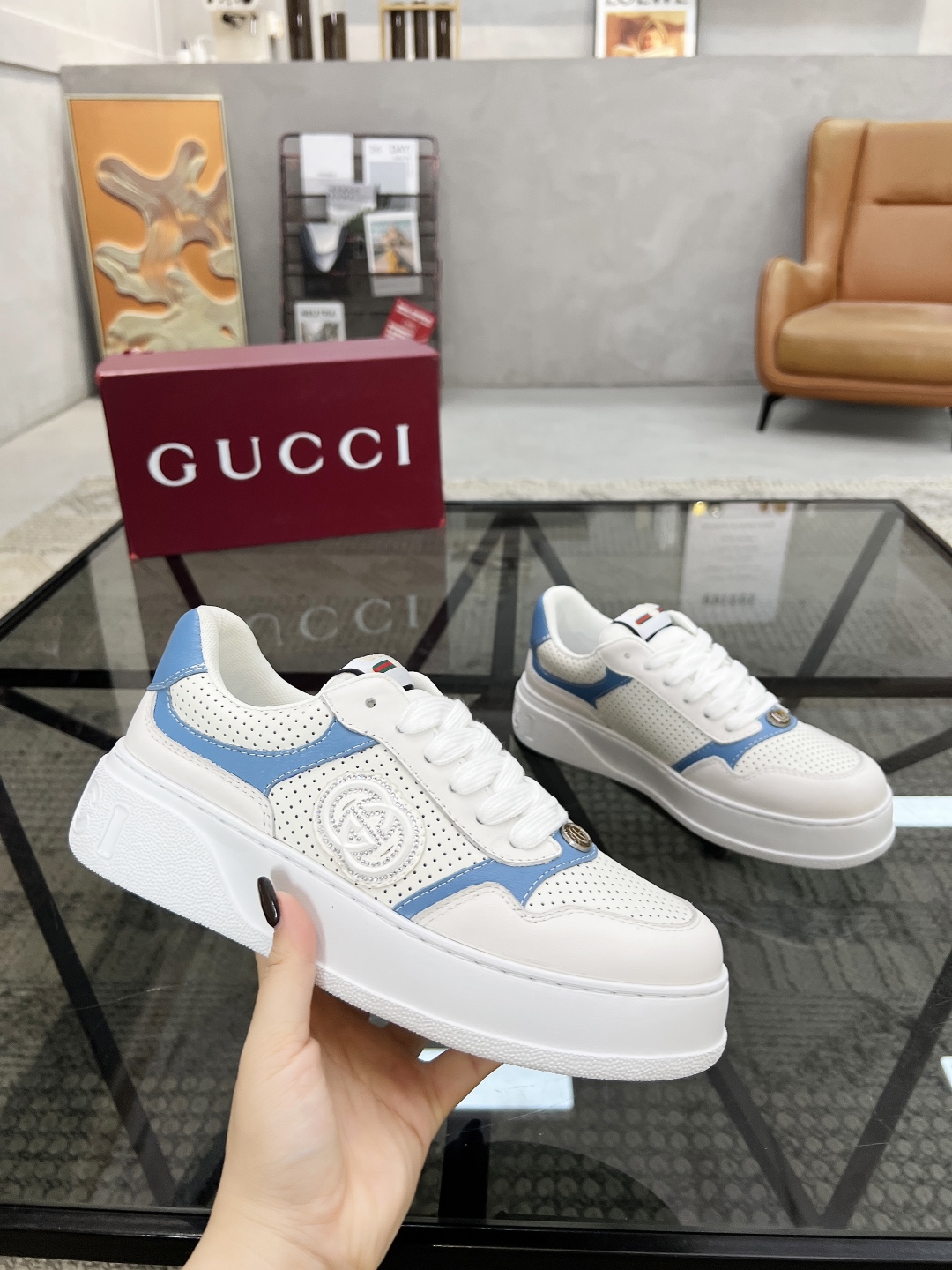  G 🔍顶级代购🇮🇹 古 炸街男神运动新品专柜同步发售原厂配置，意大利进口进口牛皮面料，柔软舒适网布内里