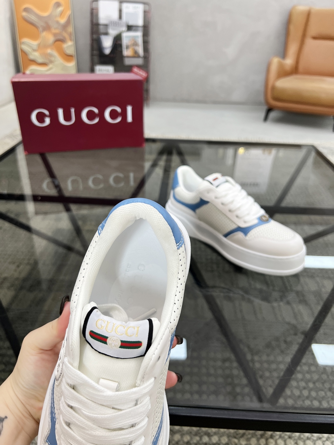  G 🔍顶级代购🇮🇹 古 炸街男神运动新品专柜同步发售原厂配置，意大利进口进口牛皮面料，柔软舒适网布内里