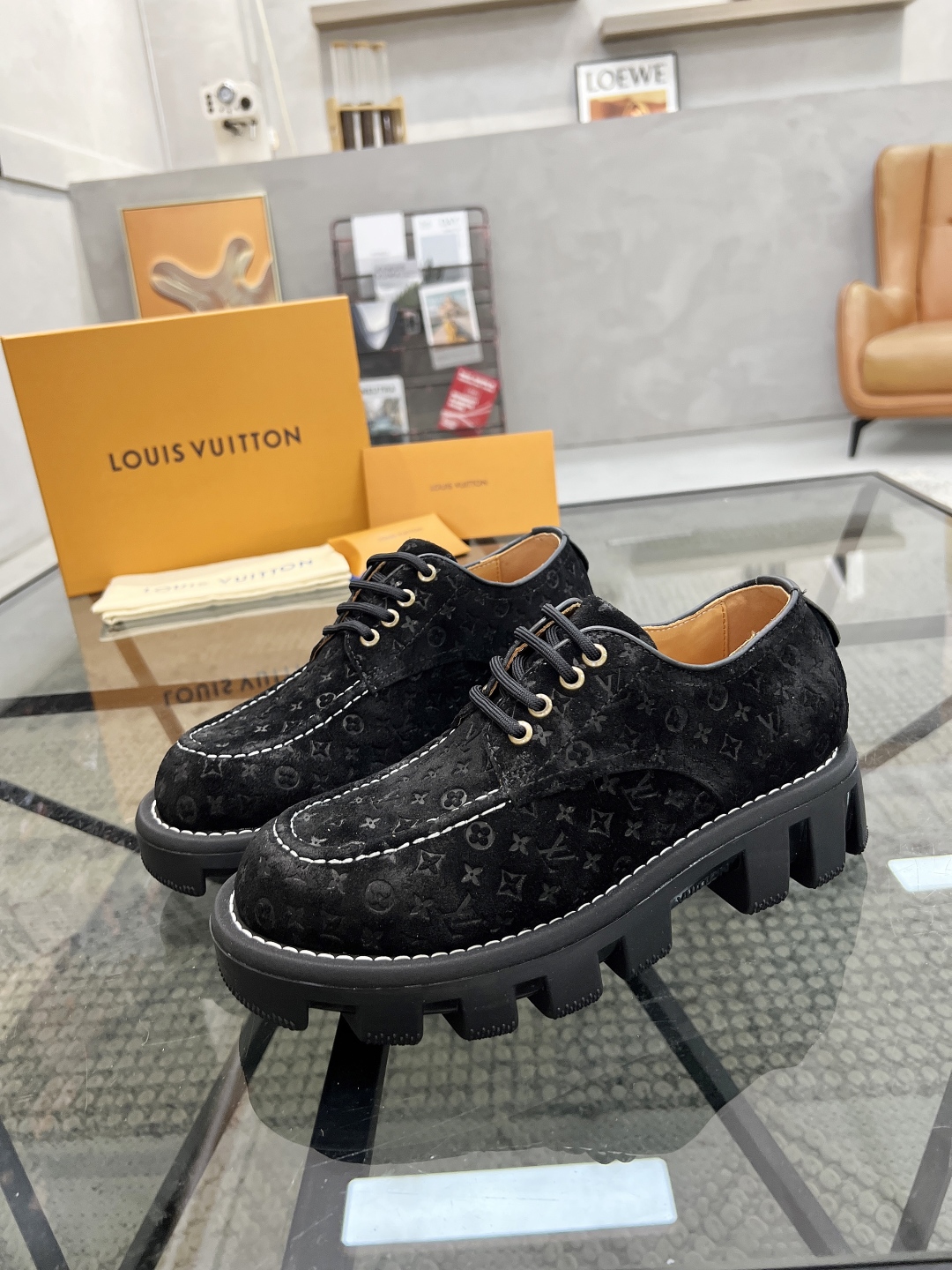 Louis Vuitton Men's Black Leather Oxford Sneakers, Size 39-44 1 Louis Vuitton Men's Black Leather Oxford Sneakers, Size 39-44
