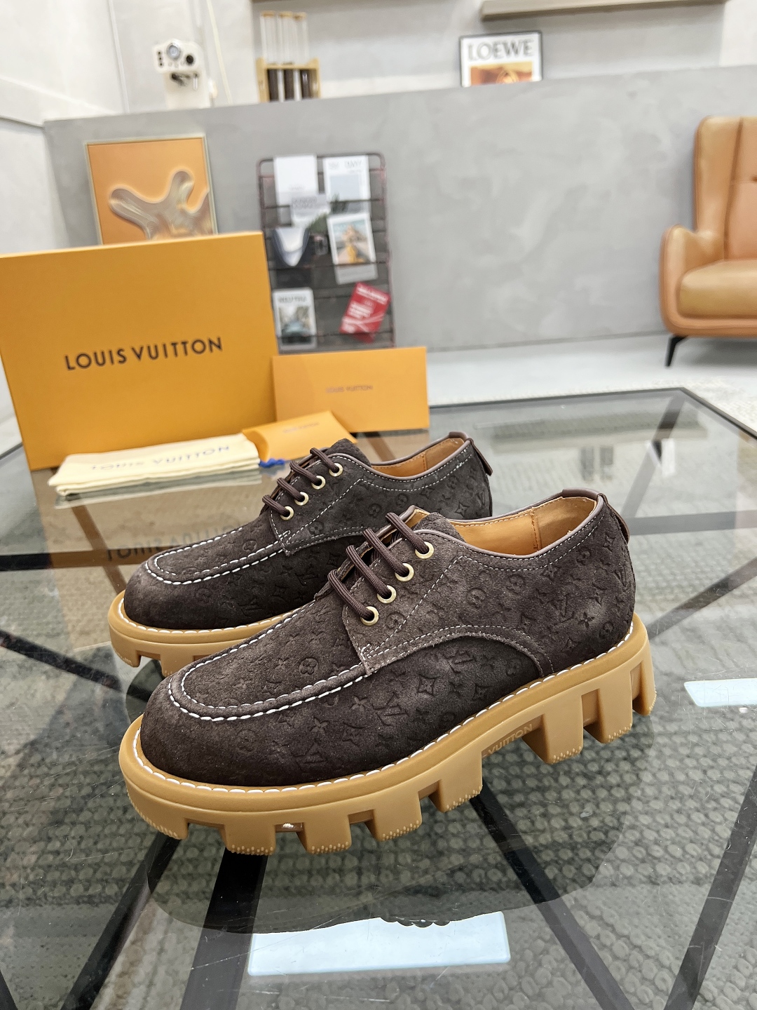 Louis Vuitton Men's Casual Leather Oxford Shoes - Brown, Sizes 39-44 1 Louis Vuitton Men's Casual Leather Oxford Shoes - Brown, Sizes 39-44