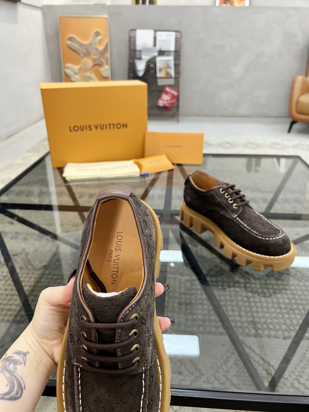 Louis Vuitton Men's Casual Leather Oxford Shoes - Brown, Sizes 39-44 8 cmp i1746690851455 1040 0 6
