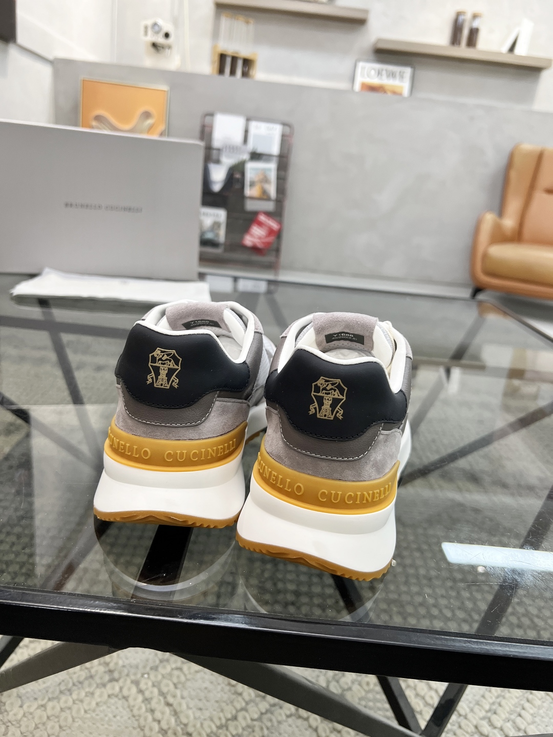 B 🔍顶级代购🇮🇹 BC 炸街男神新品来袭，超人气爆款专柜新款，原厂配置意大利进口牛皮搭配网布面料，高