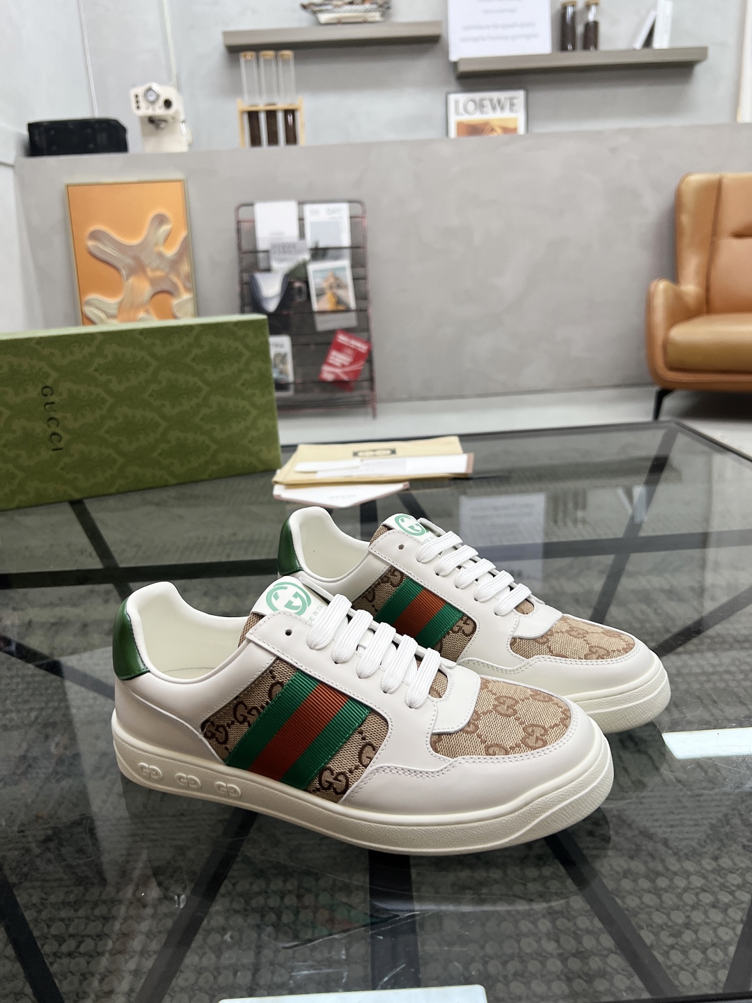 G 🔍顶级代购🇮🇹 古 炸街男神爆款超级完美官网新品，专柜同步发售原厂配置，意大利进口牛皮搭配G布面料