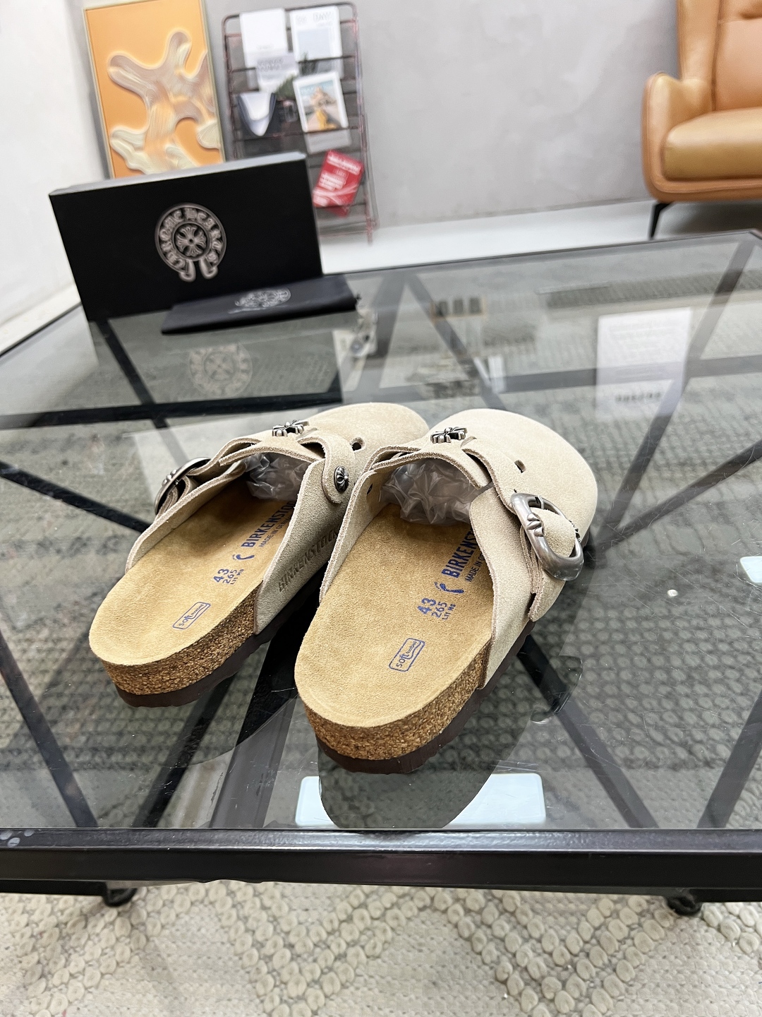  K 🔍顶级代购🇮🇹 克 炸街男神半拖新品拖鞋专柜同步，鞋面意大利进口牛皮面料，高品质拼接色彩工艺，鞋底